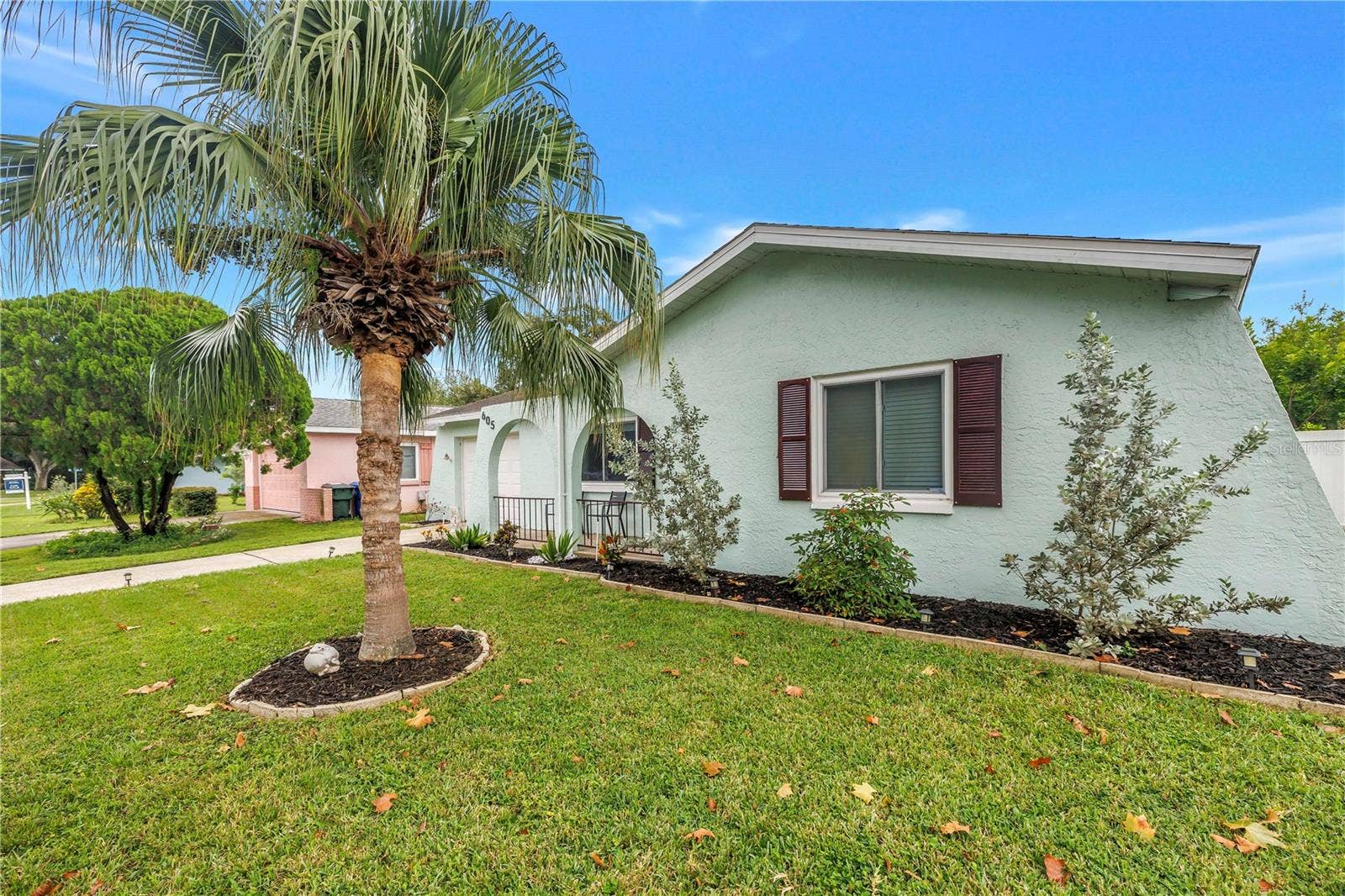 605 5TH AVENUE SE, Largo, FL 33771 605 5TH AVENUE SE, Largo, FL 33771