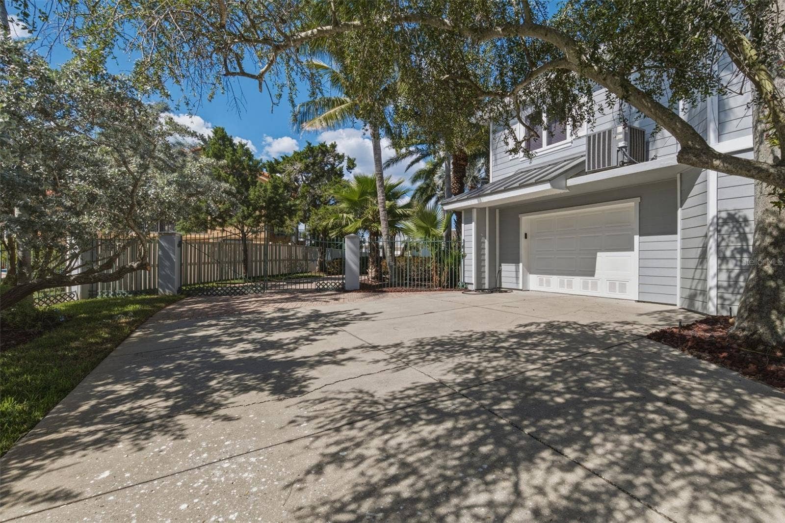 102 8TH STREET E, Tierra Verde, FL 33715 102 8TH STREET E, Tierra Verde, FL 33715