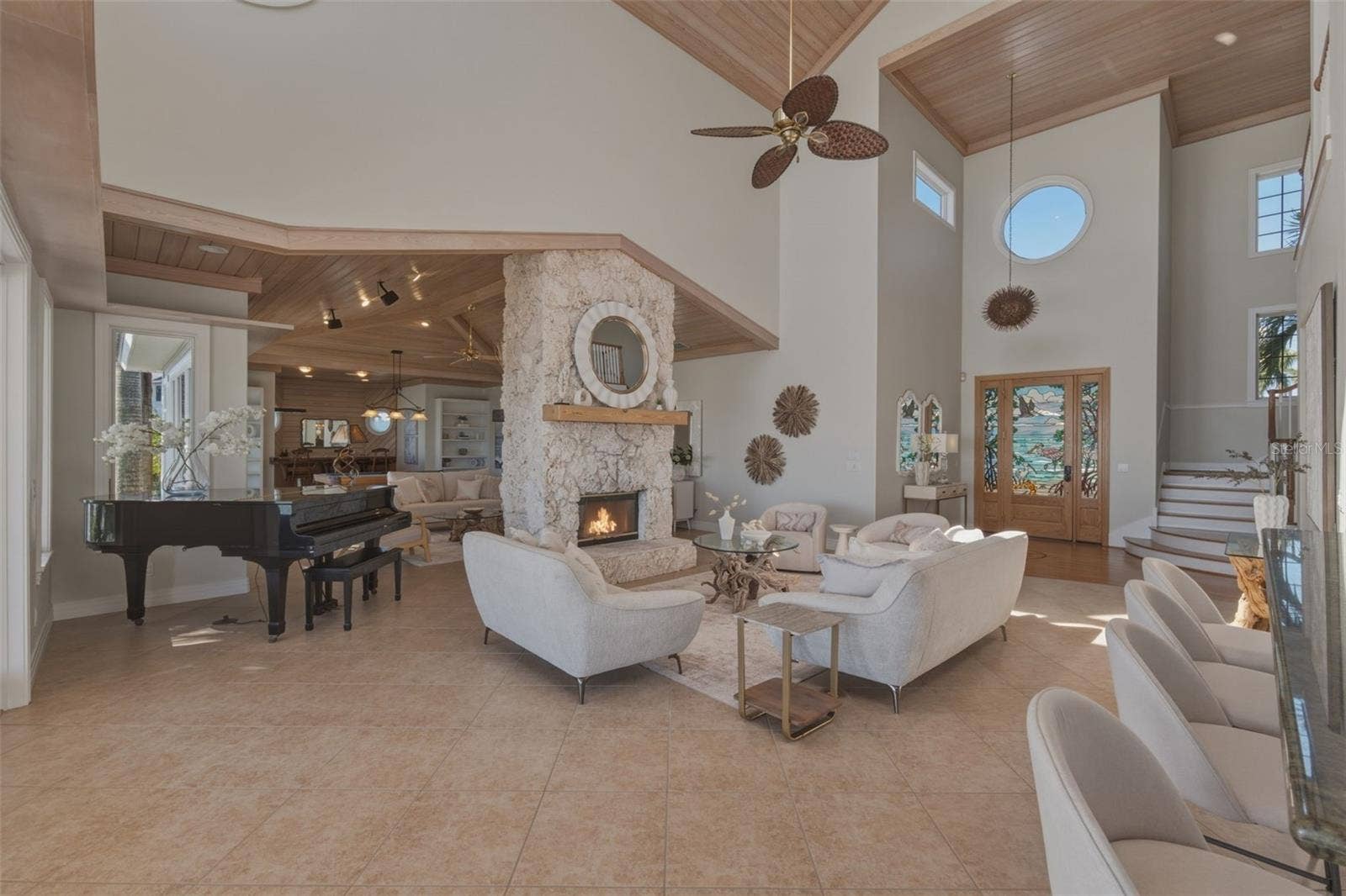 102 8TH STREET E, Tierra Verde, FL 33715 102 8TH STREET E, Tierra Verde, FL 33715