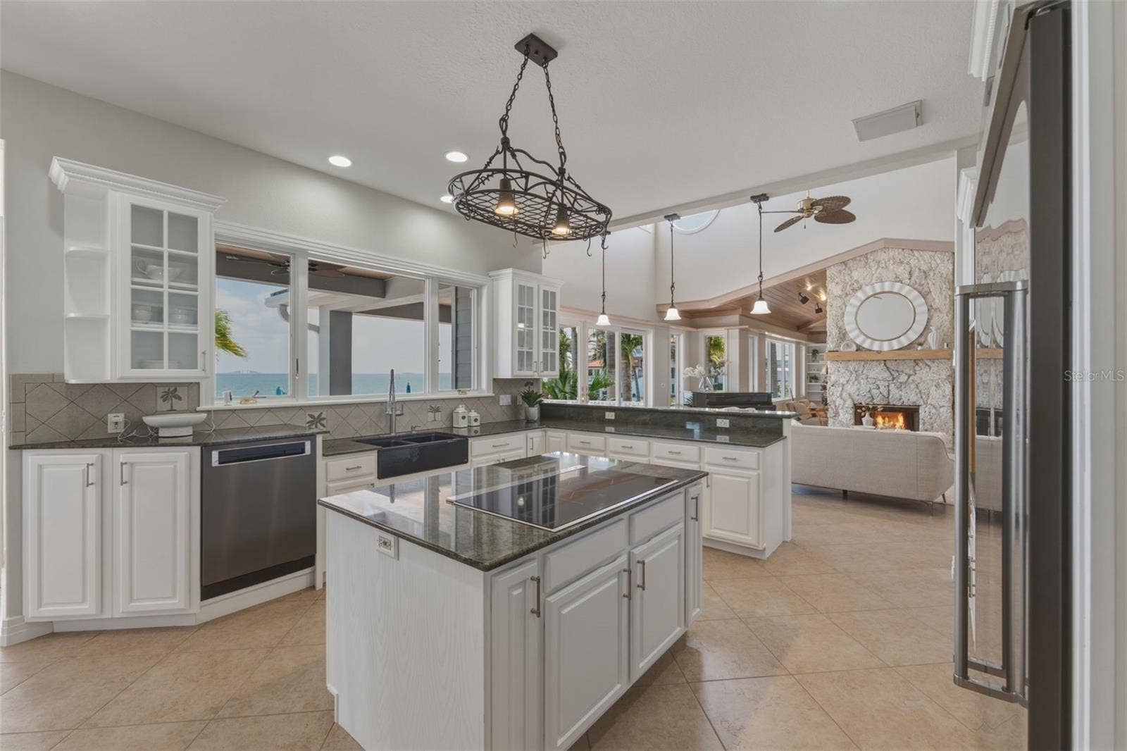 102 8TH STREET E, Tierra Verde, FL 33715 102 8TH STREET E, Tierra Verde, FL 33715