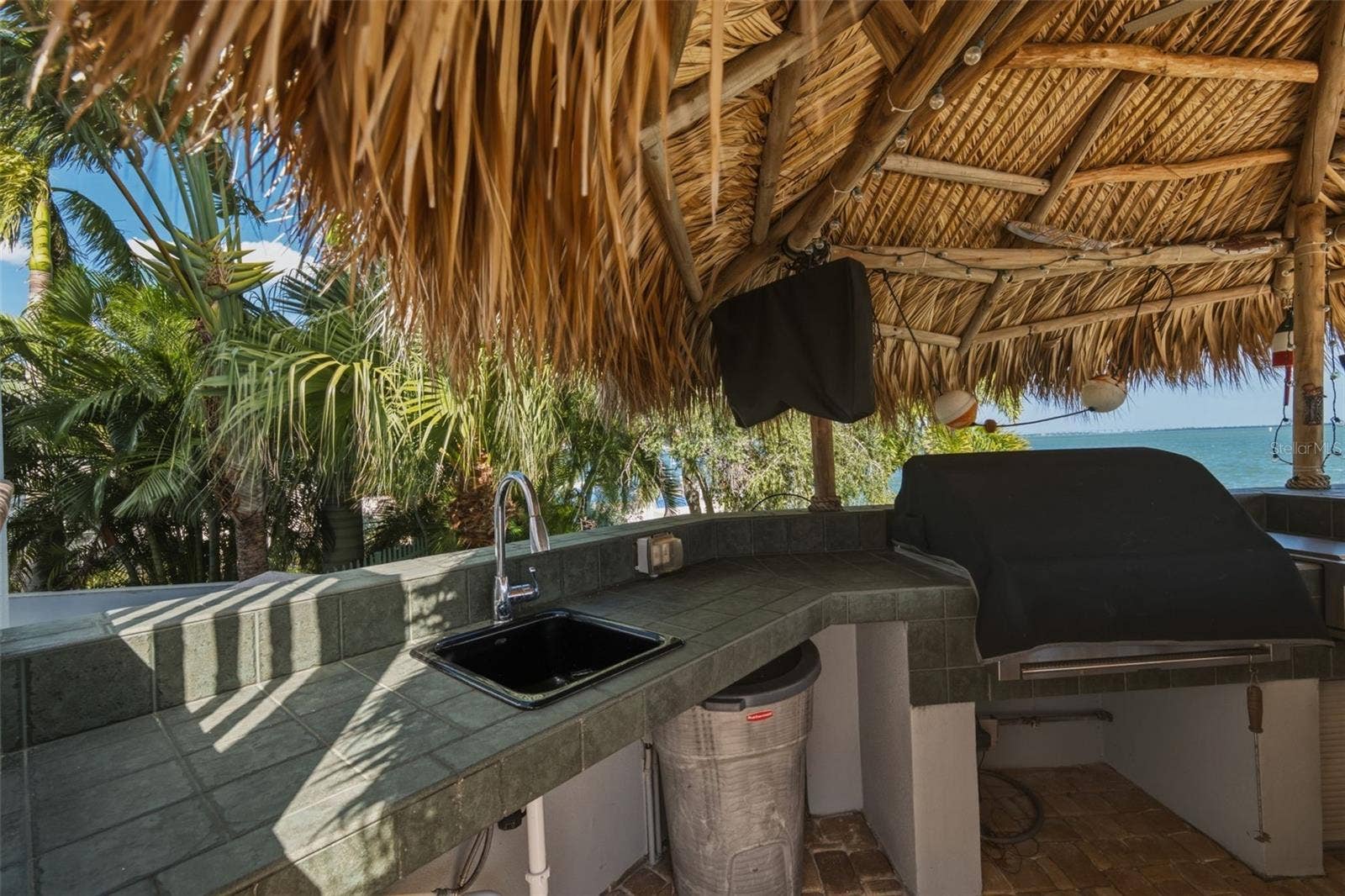 102 8TH STREET E, Tierra Verde, FL 33715 102 8TH STREET E, Tierra Verde, FL 33715