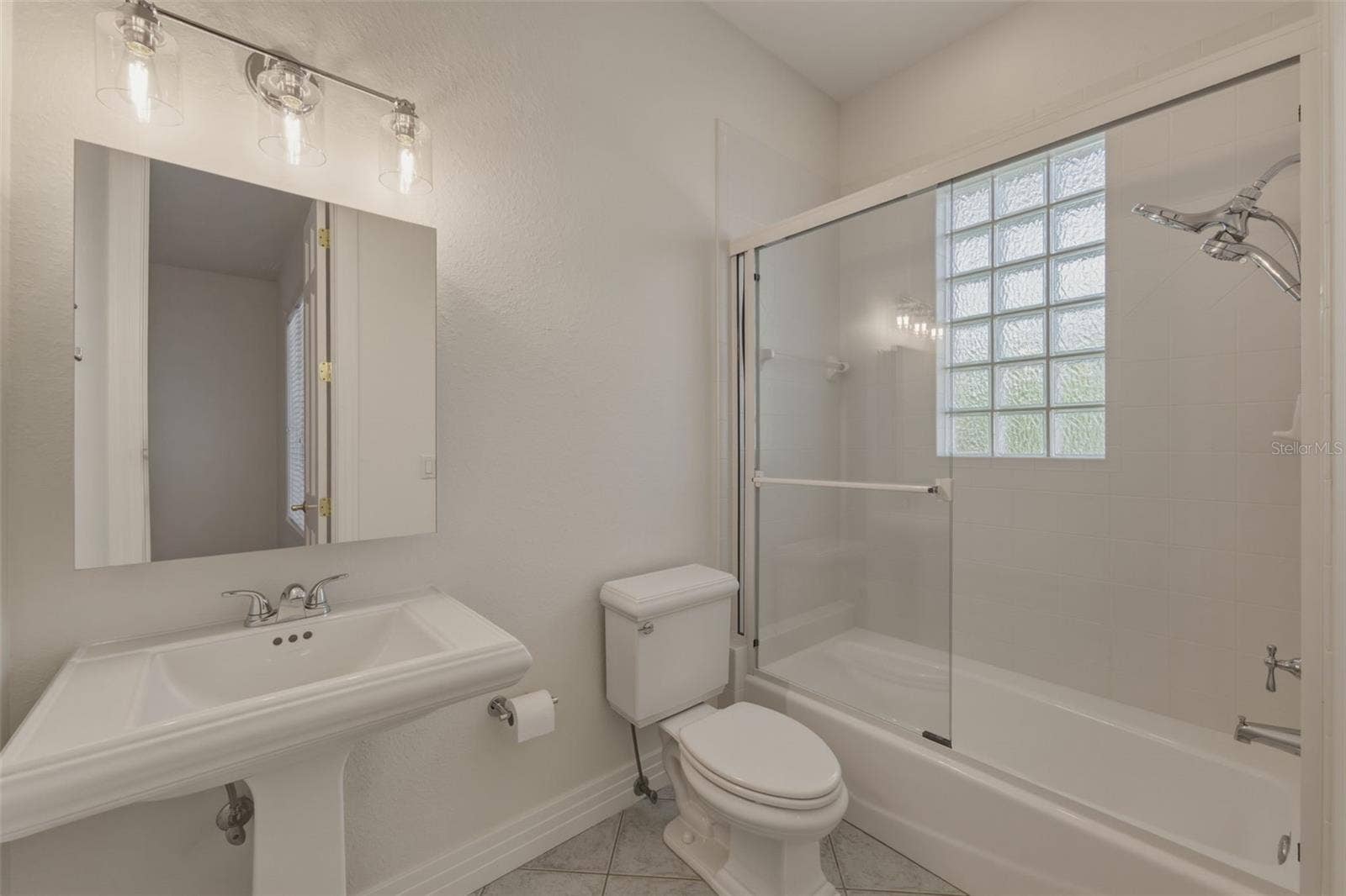 102 8TH STREET E, Tierra Verde, FL 33715 102 8TH STREET E, Tierra Verde, FL 33715