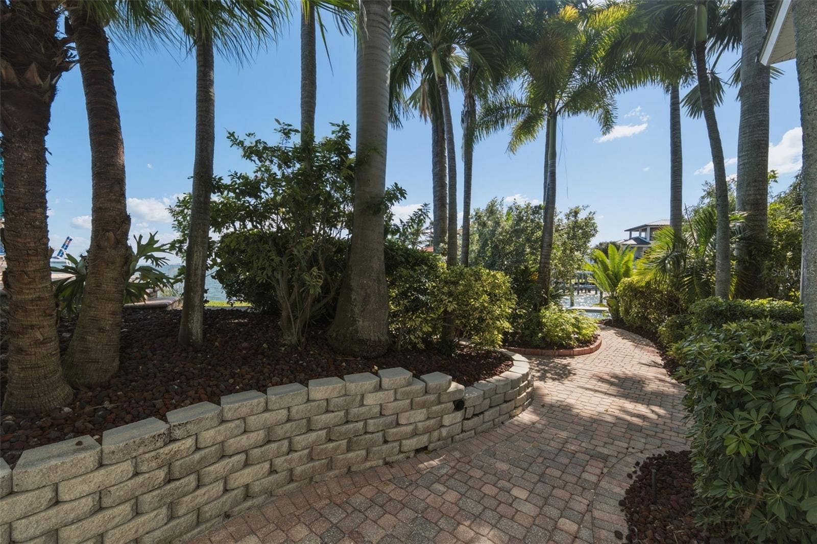 102 8TH STREET E, Tierra Verde, FL 33715 102 8TH STREET E, Tierra Verde, FL 33715