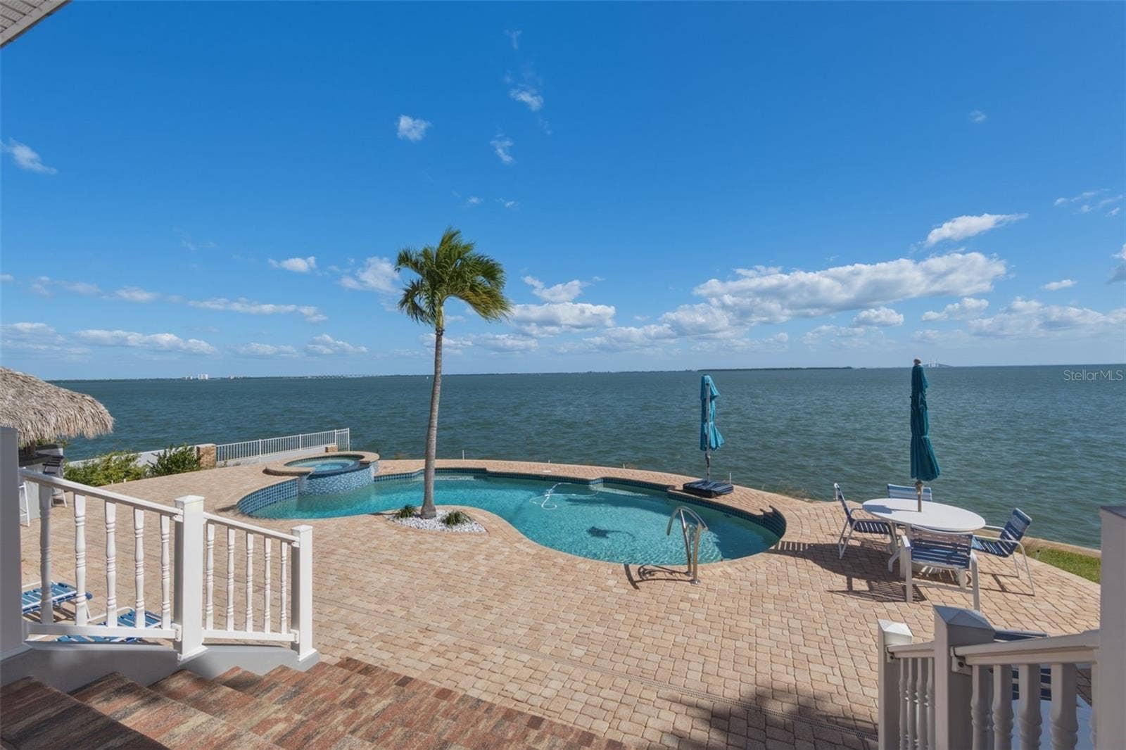102 8TH STREET E, Tierra Verde, FL 33715 102 8TH STREET E, Tierra Verde, FL 33715