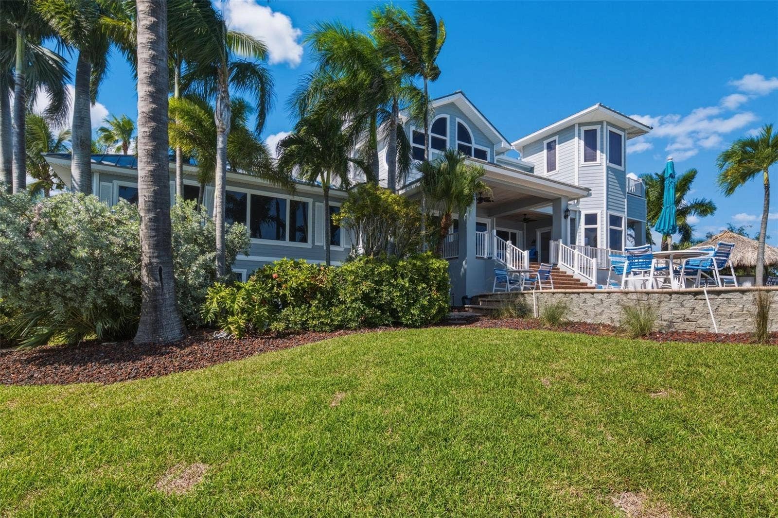 102 8TH STREET E, Tierra Verde, FL 33715 102 8TH STREET E, Tierra Verde, FL 33715