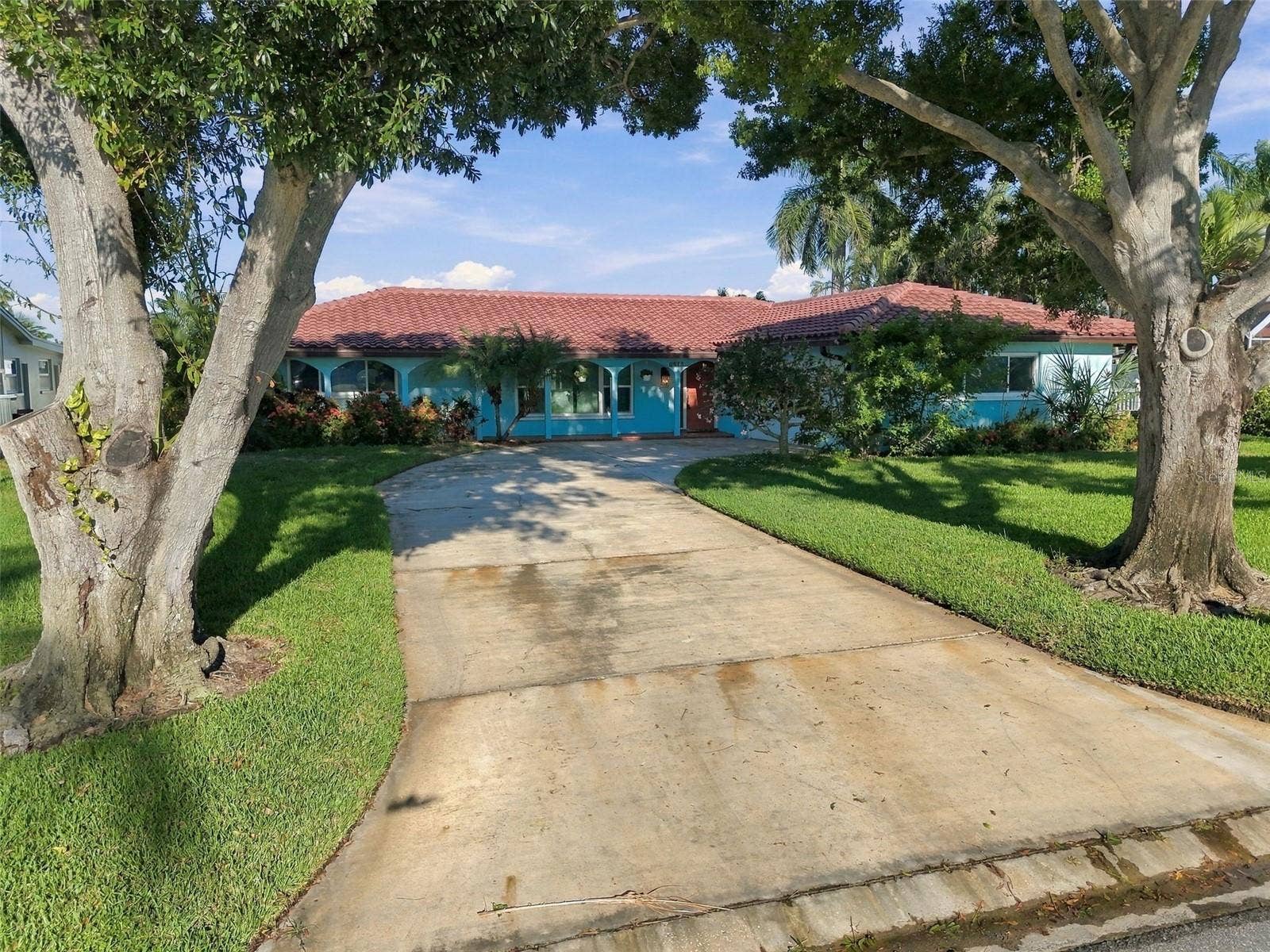 11975 7TH STREET E, Treasure Island, FL 33706 Ultimate Waterfront living