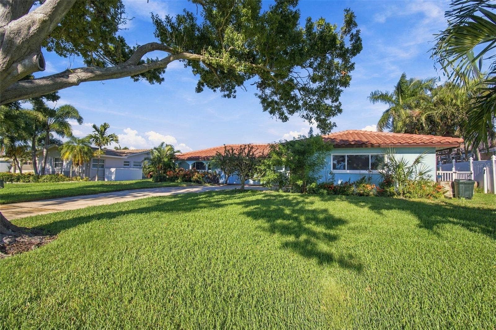 11975 7TH STREET E, Treasure Island, FL 33706 11975 7TH STREET E, Treasure Island, FL 33706