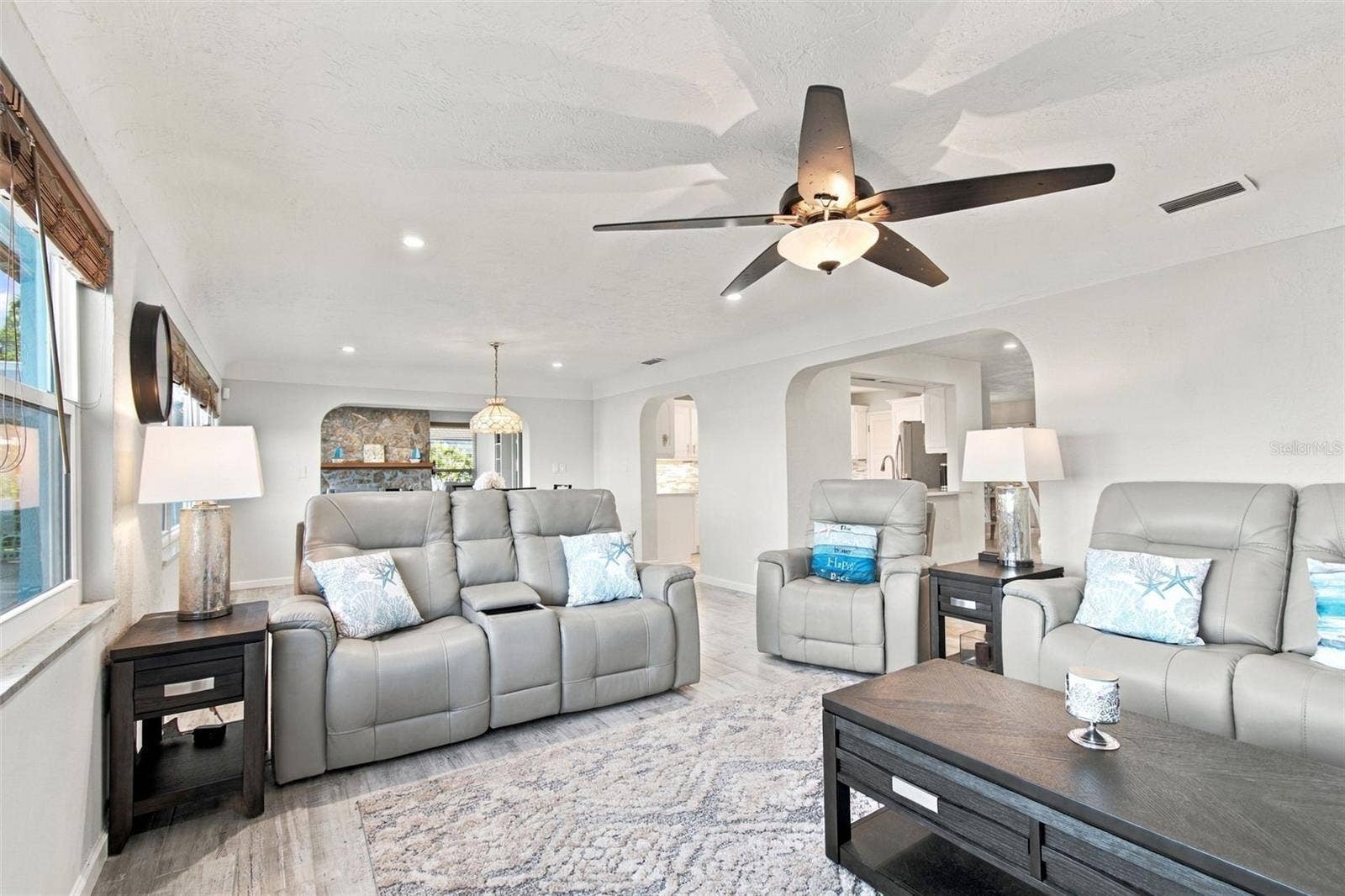 11975 7TH STREET E, Treasure Island, FL 33706 11975 7TH STREET E, Treasure Island, FL 33706