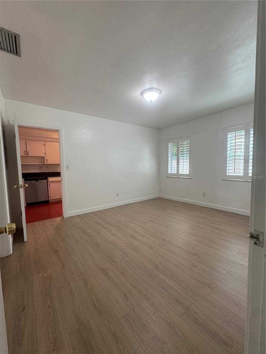 207 W DAVIS BOULEVARD, Tampa, FL 33606 207 W DAVIS BOULEVARD, Tampa, FL 33606