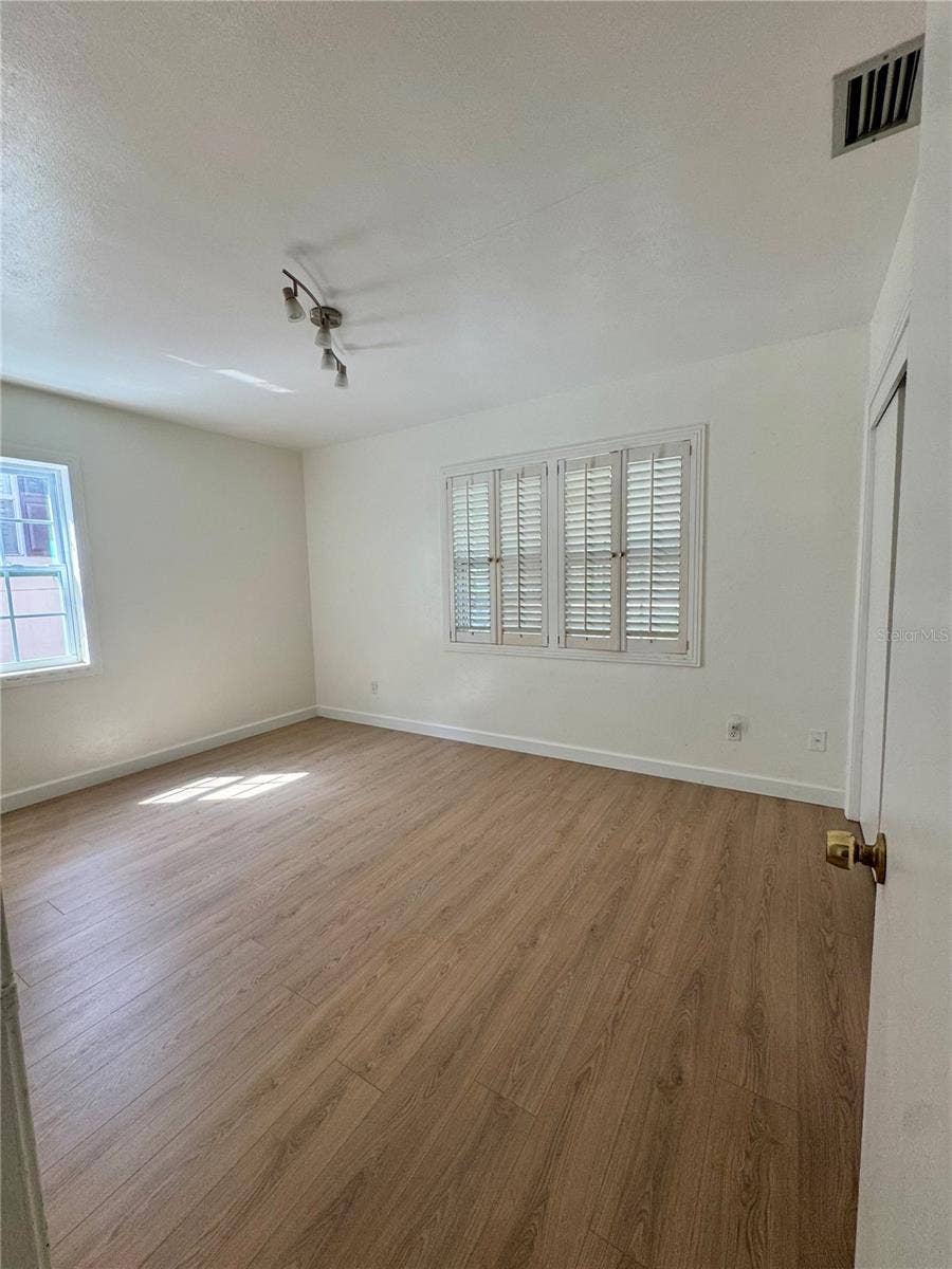 207 W DAVIS BOULEVARD, Tampa, FL 33606 207 W DAVIS BOULEVARD, Tampa, FL 33606
