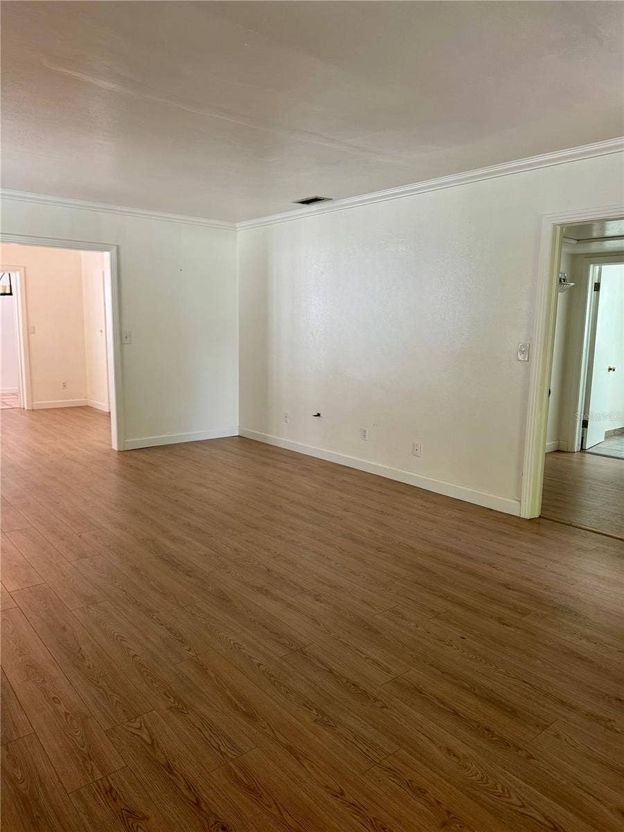 207 W DAVIS BOULEVARD, Tampa, FL 33606 207 W DAVIS BOULEVARD, Tampa, FL 33606