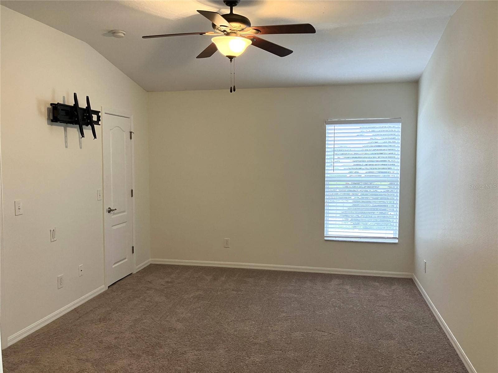 12337 FOXMOOR PEAK DRIVE, Riverview, FL 33579 12337 FOXMOOR PEAK DRIVE, Riverview, FL 33579