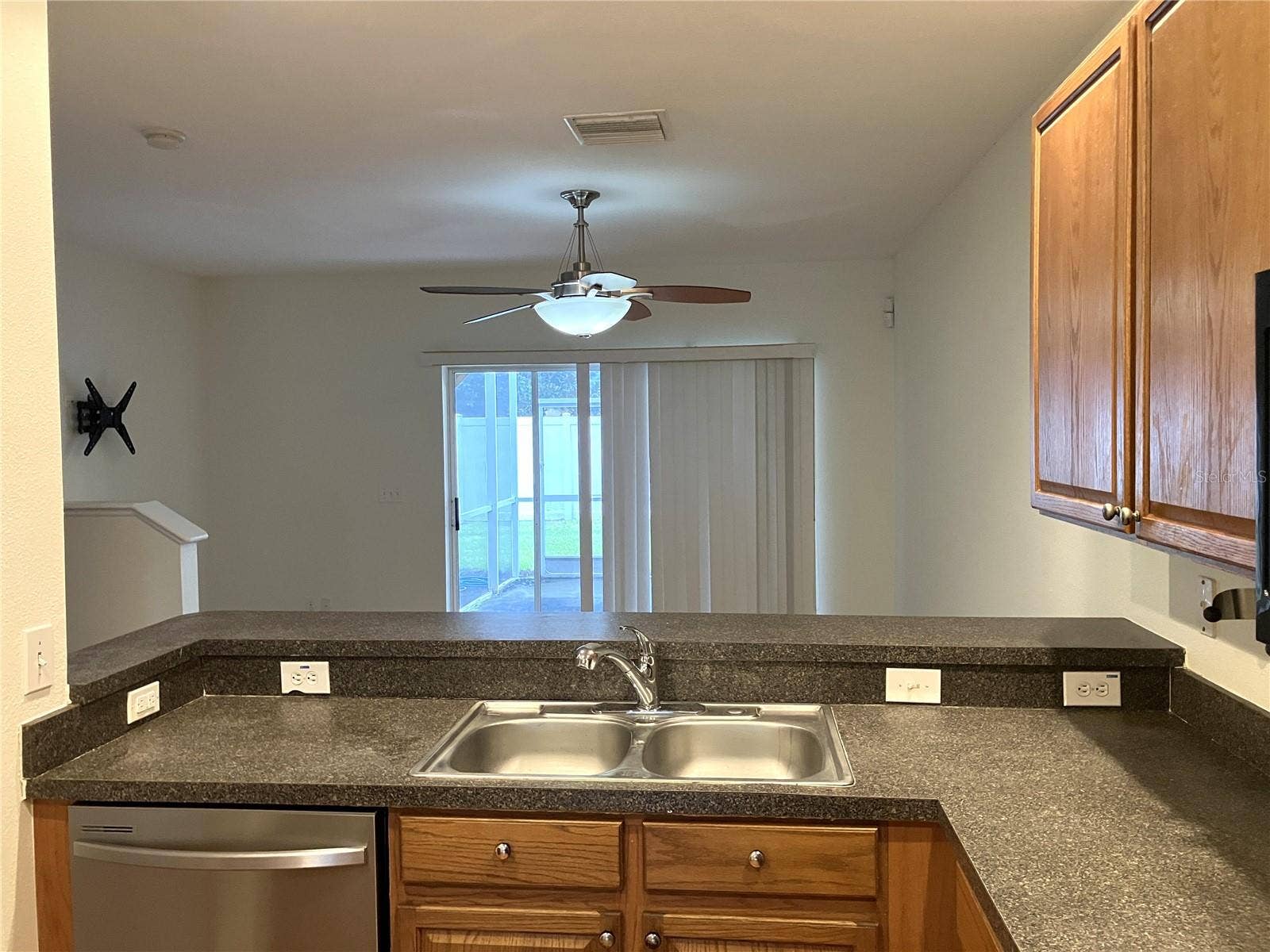 12337 FOXMOOR PEAK DRIVE, Riverview, FL 33579 12337 FOXMOOR PEAK DRIVE, Riverview, FL 33579