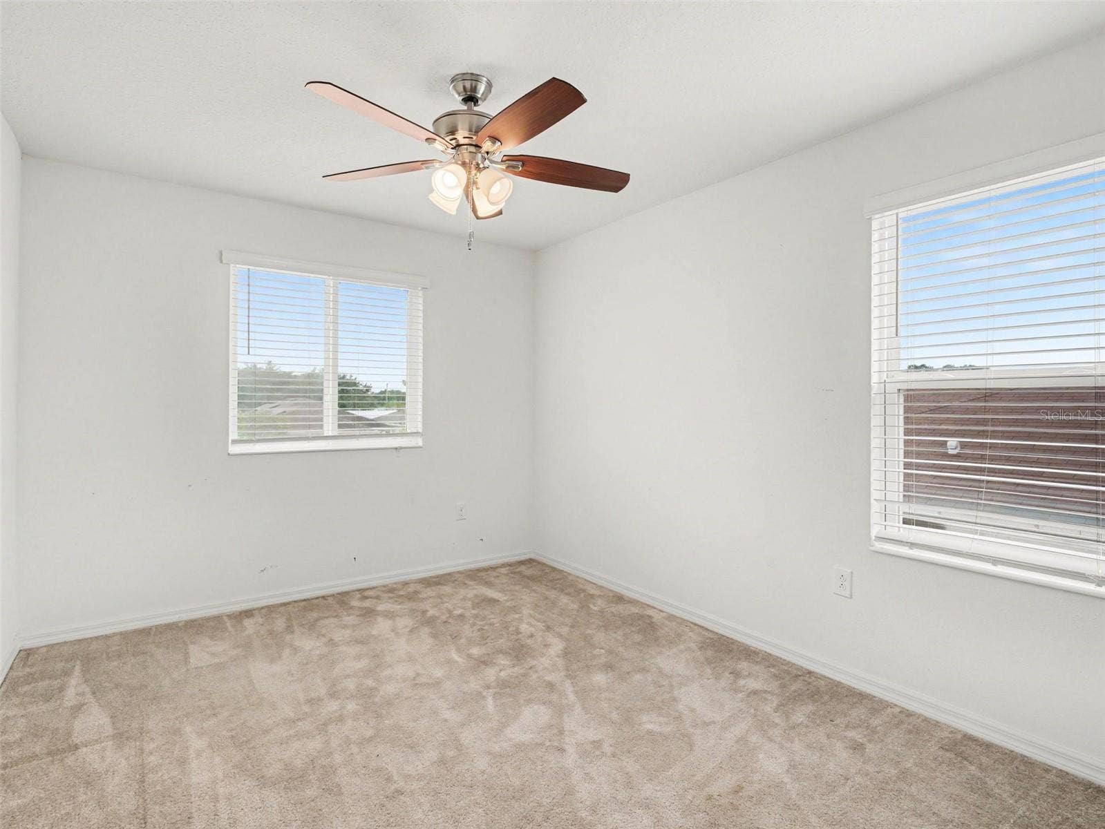 10439 LAGUNA PLAINS DRIVE, Riverview, FL 33578 10439 LAGUNA PLAINS DRIVE, Riverview, FL 33578