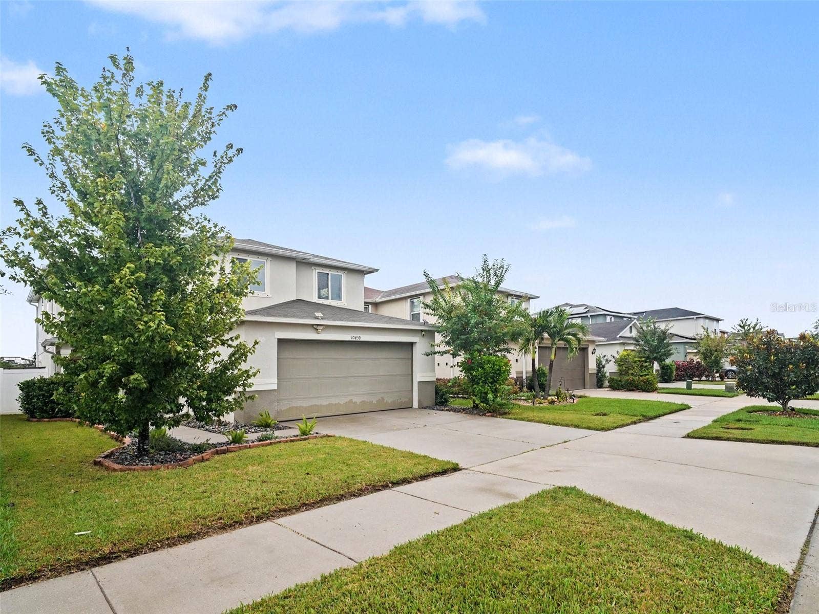 10439 LAGUNA PLAINS DRIVE, Riverview, FL 33578 10439 LAGUNA PLAINS DRIVE, Riverview, FL 33578