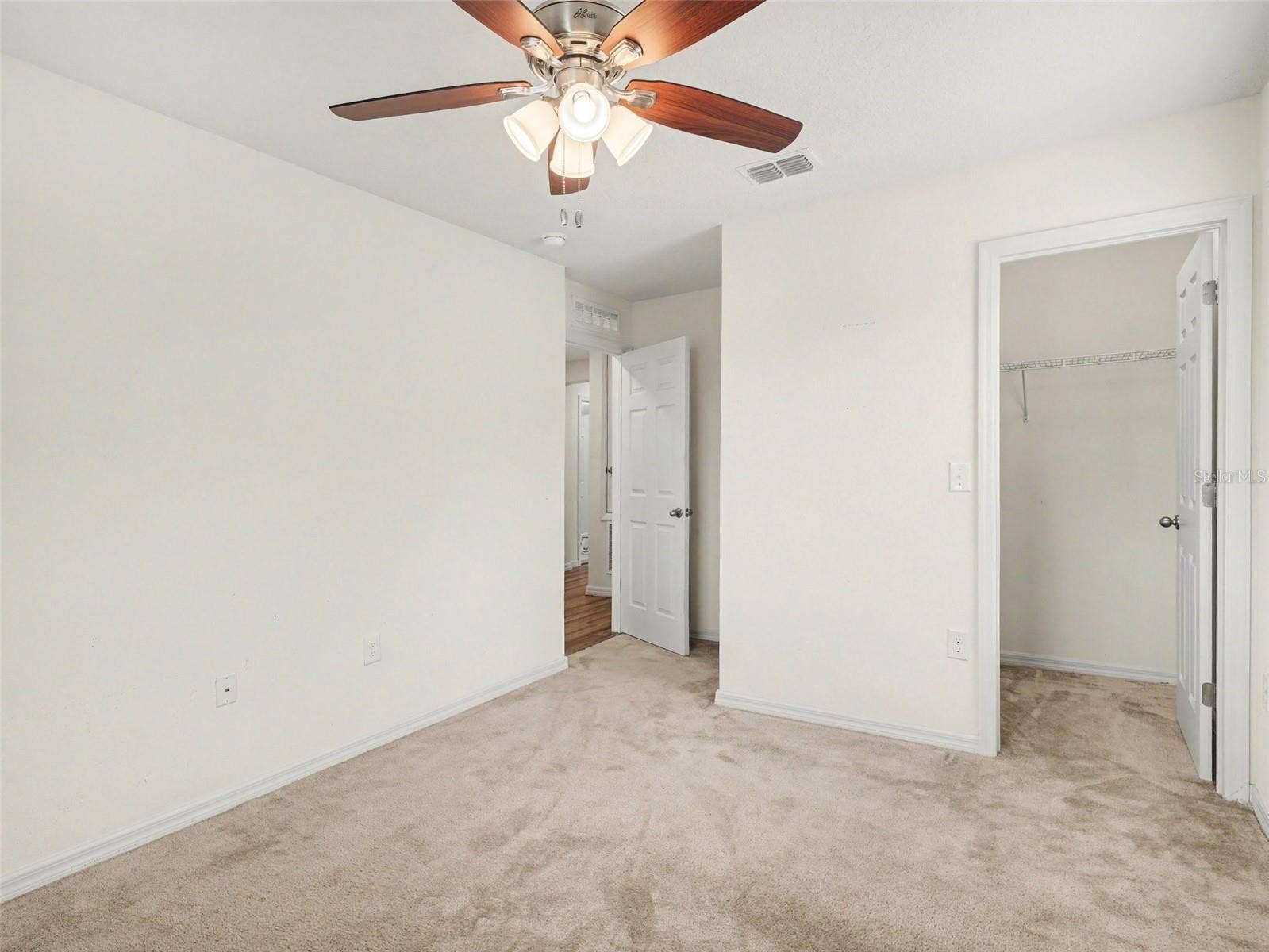 10439 LAGUNA PLAINS DRIVE, Riverview, FL 33578 10439 LAGUNA PLAINS DRIVE, Riverview, FL 33578