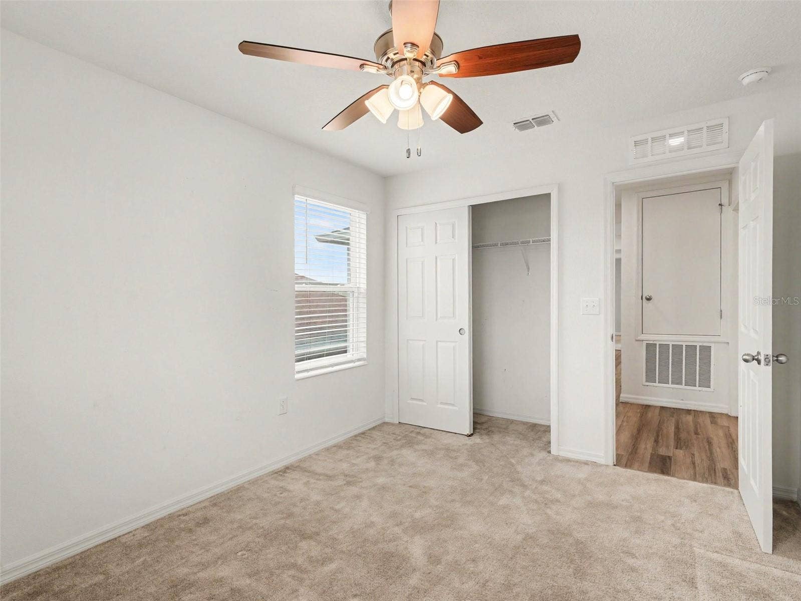 10439 LAGUNA PLAINS DRIVE, Riverview, FL 33578 10439 LAGUNA PLAINS DRIVE, Riverview, FL 33578