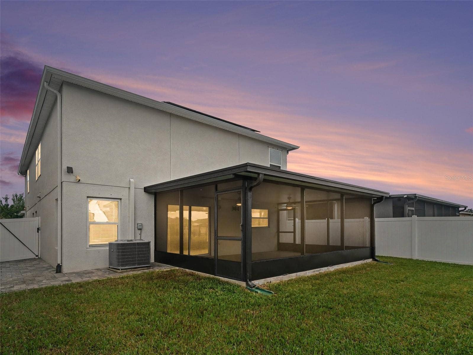 10439 LAGUNA PLAINS DRIVE, Riverview, FL 33578 10439 LAGUNA PLAINS DRIVE, Riverview, FL 33578