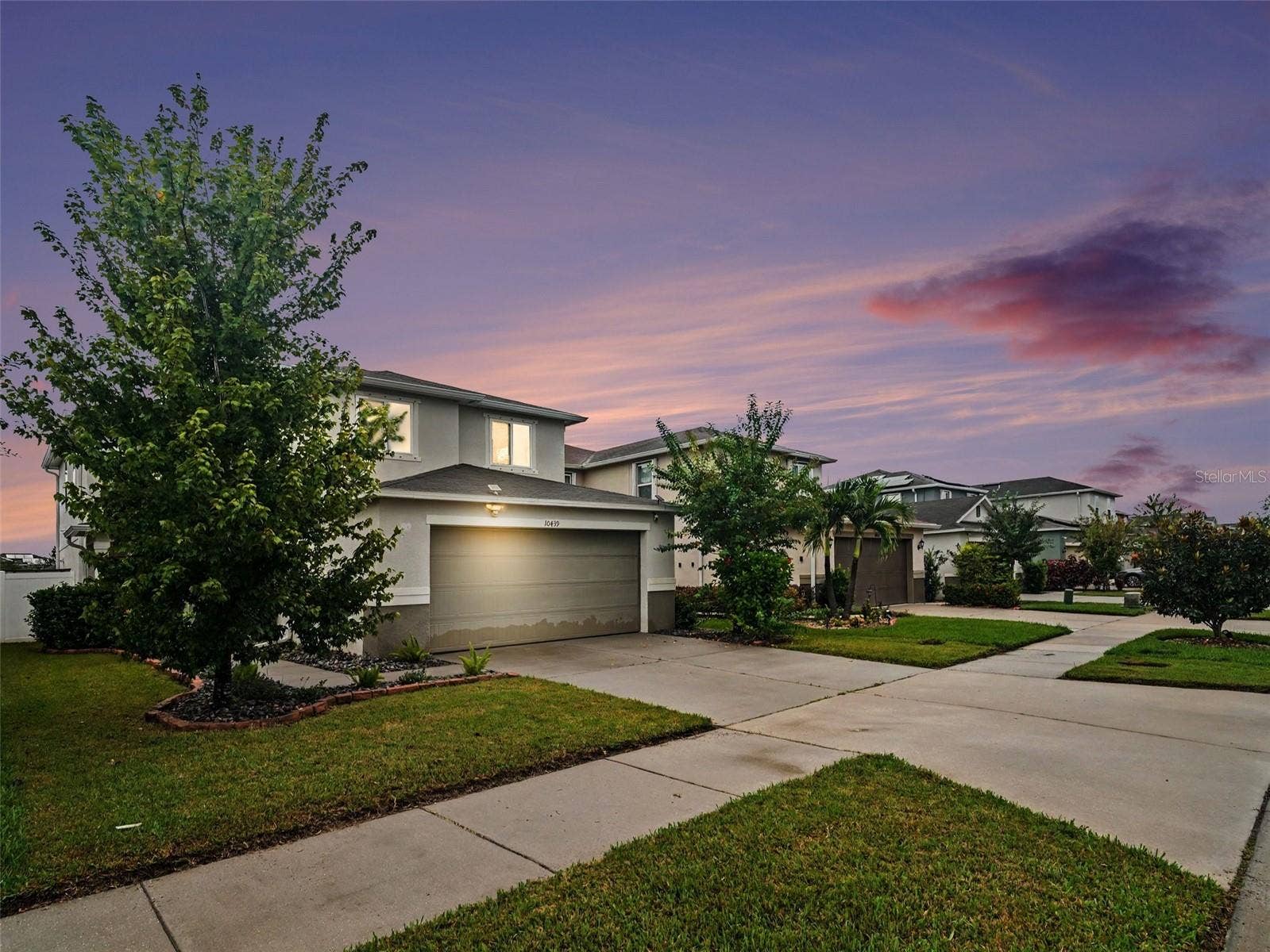 10439 LAGUNA PLAINS DRIVE, Riverview, FL 33578 10439 LAGUNA PLAINS DRIVE, Riverview, FL 33578