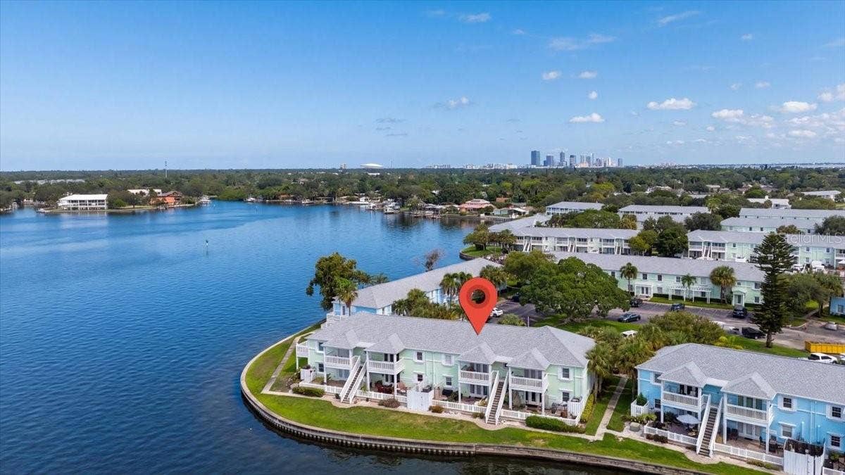 5153 SALMON DRIVE SE, #B, St Petersburg, FL 33705