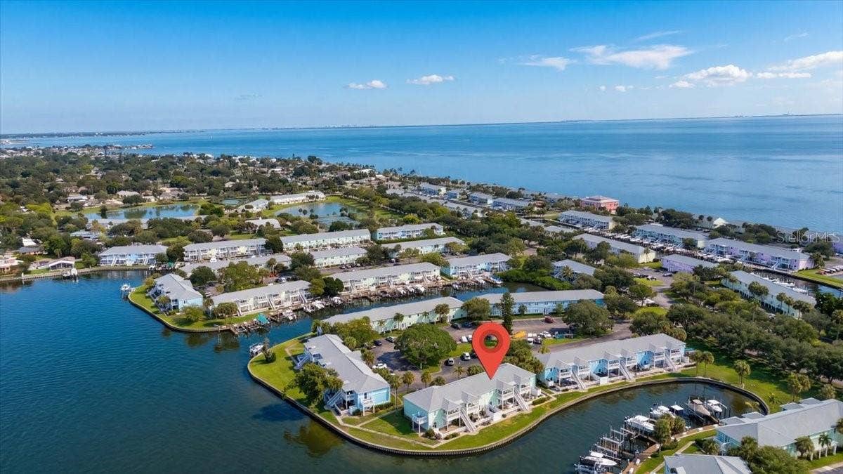 5153 SALMON DRIVE SE, #B, St Petersburg, FL 33705