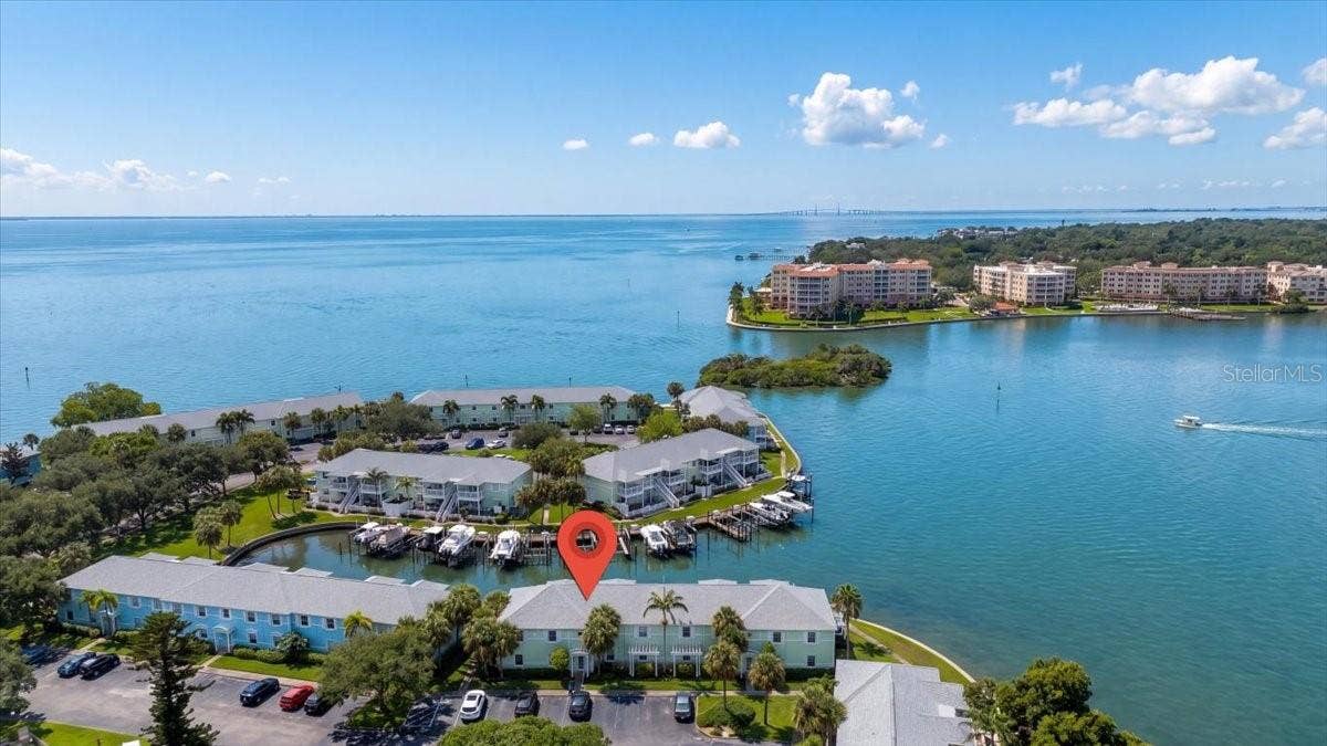 5153 SALMON DRIVE SE, #B, St Petersburg, FL 33705