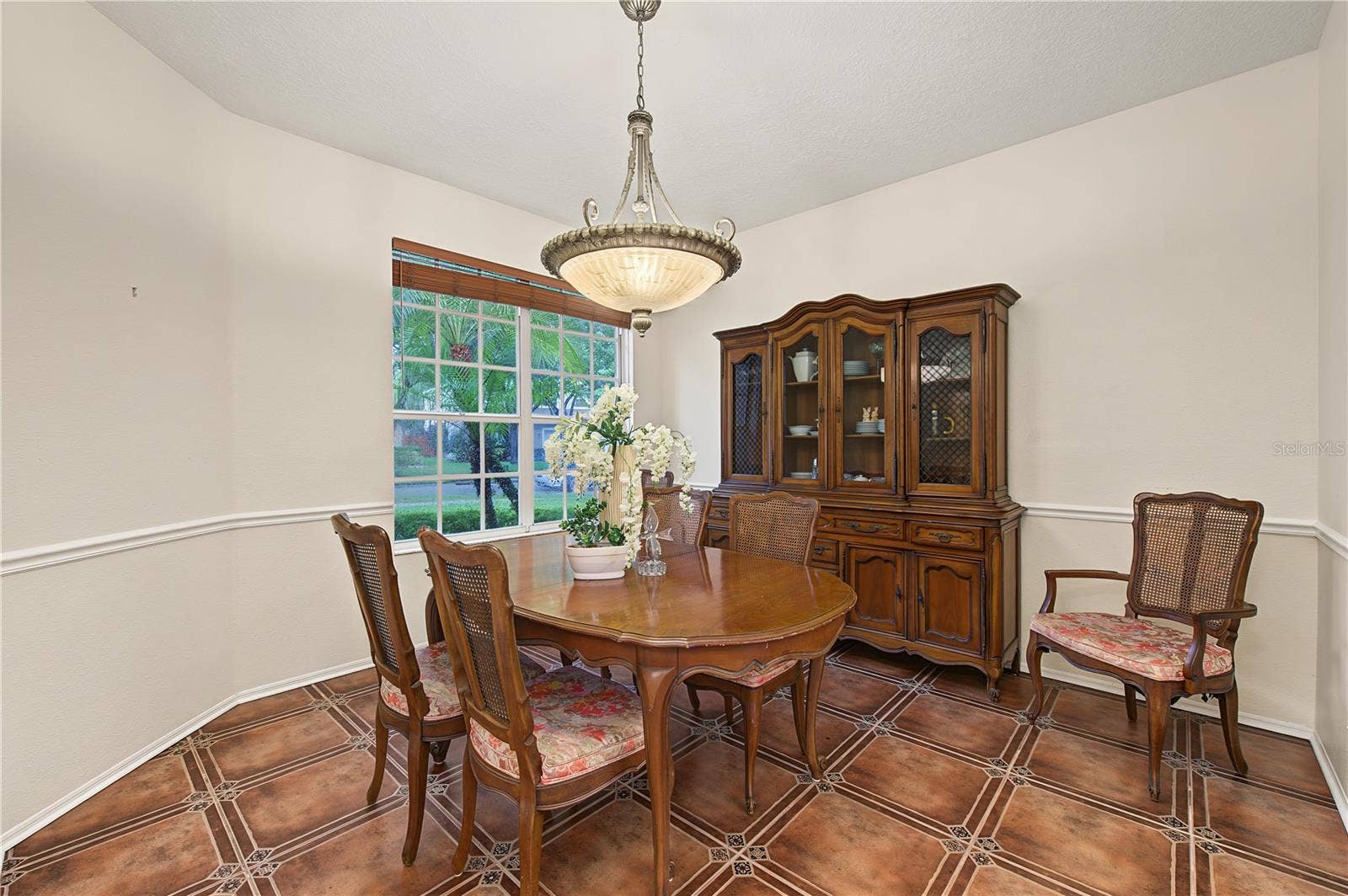 Dining Room Area