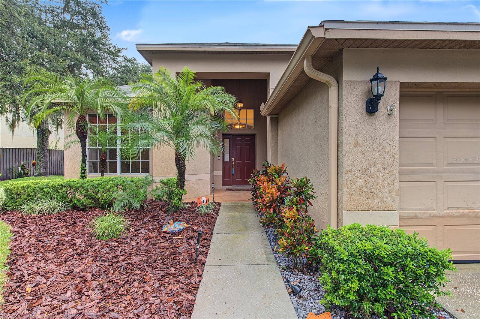 8417 FENWICK AVENUE, Tampa, FL 33647