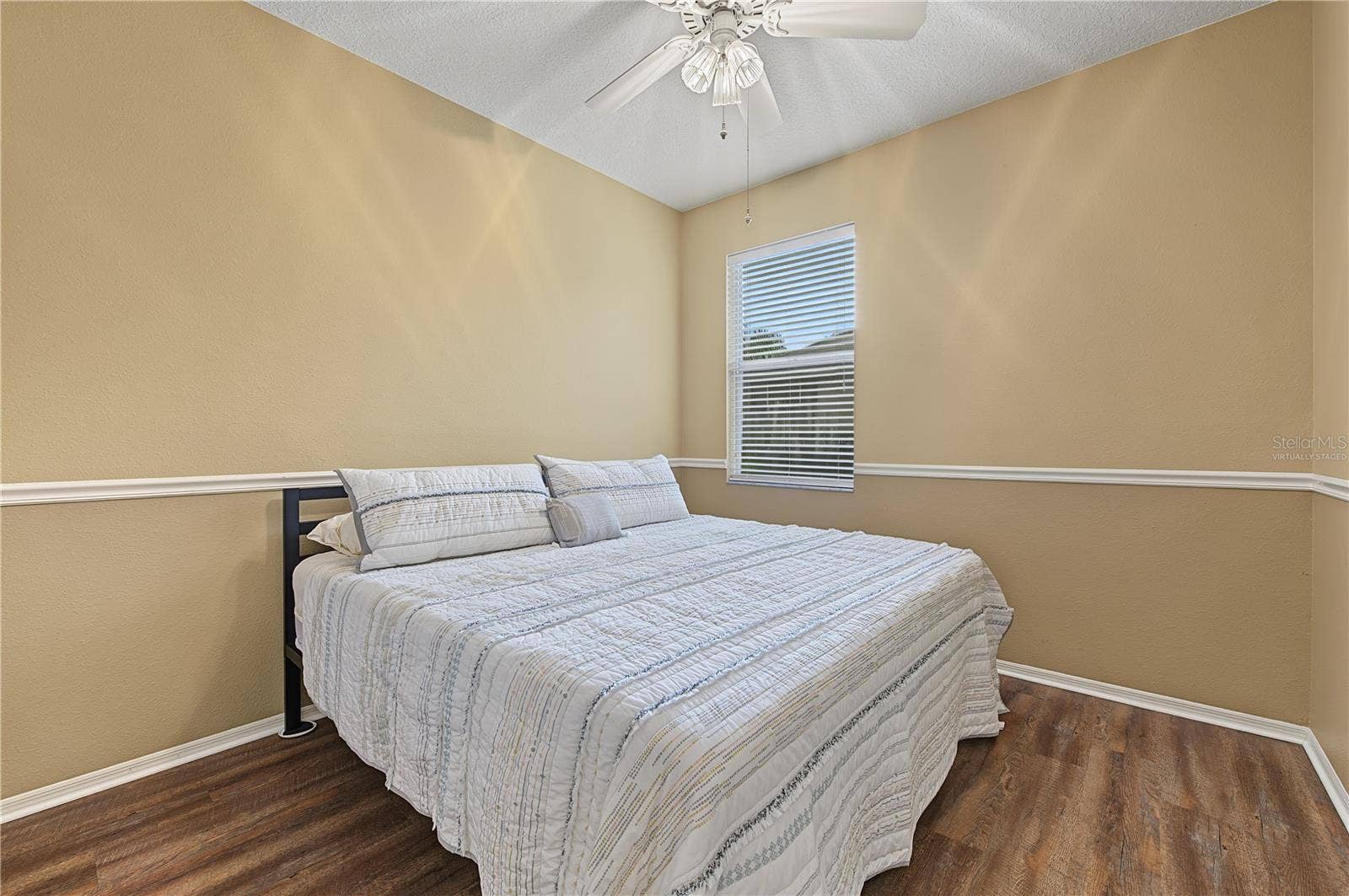 guest bedroom Virtually Staged