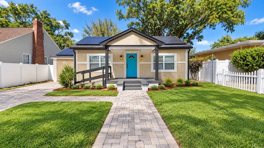 Property photo for 936 E SHADOWLAWN AVENUE, Tampa, FL