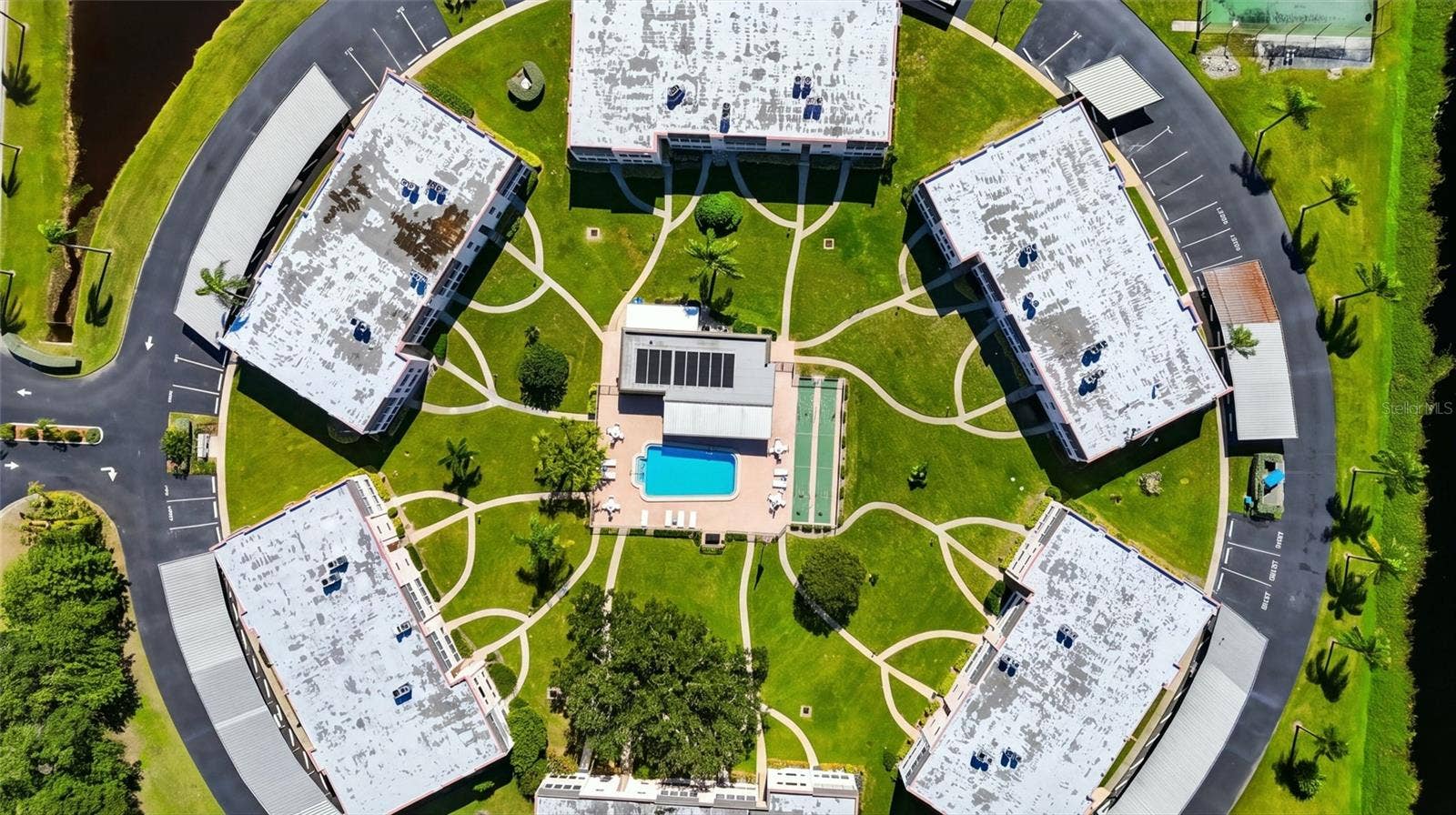 211 FERNWOOD CIRCLE, #211, Seminole, FL 33777 211 FERNWOOD CIRCLE, #211, Seminole, FL 33777