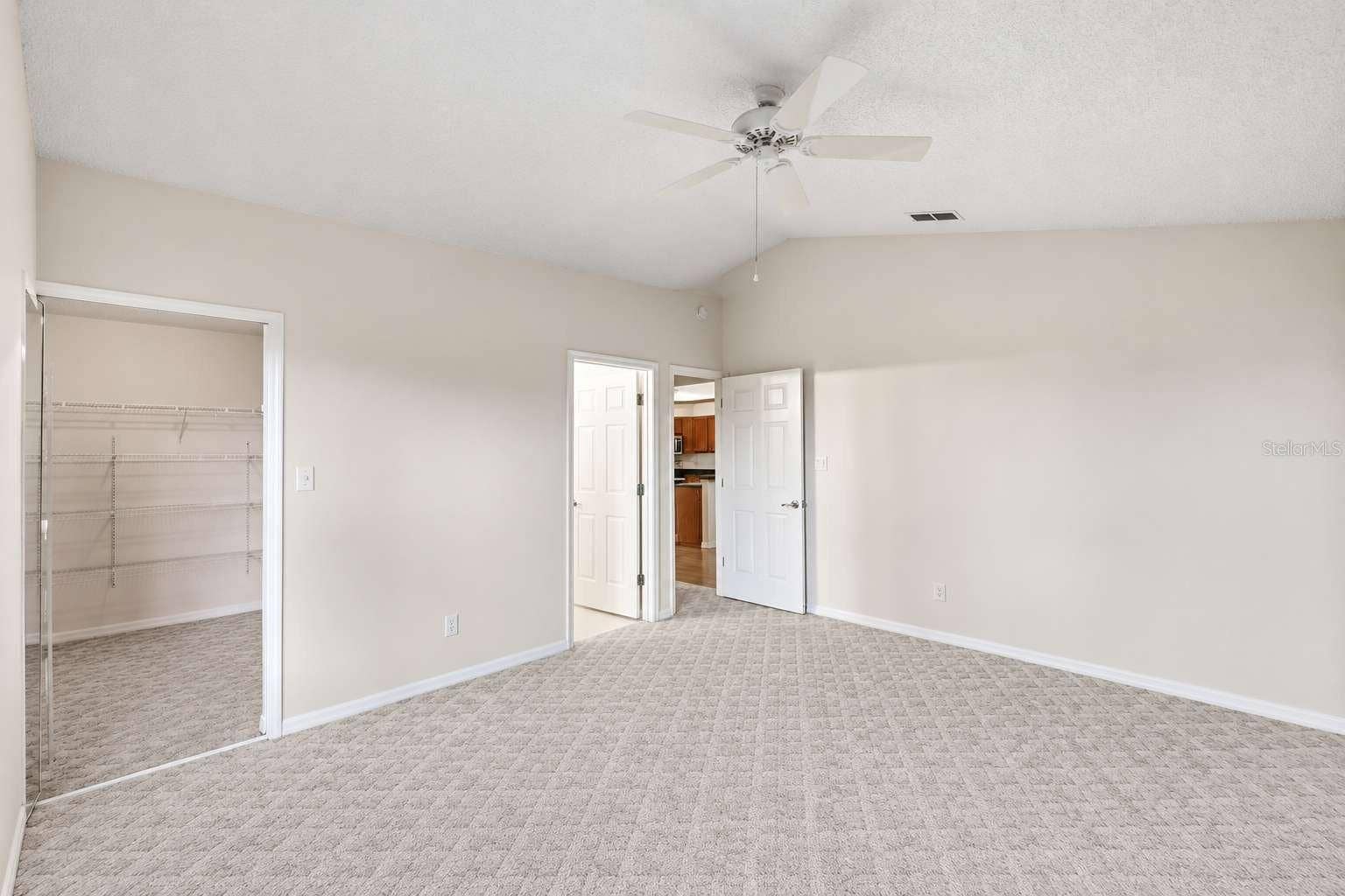 24725 BRIGHTWATER COURT, Leesburg, FL 34748 24725 BRIGHTWATER COURT, Leesburg, FL 34748