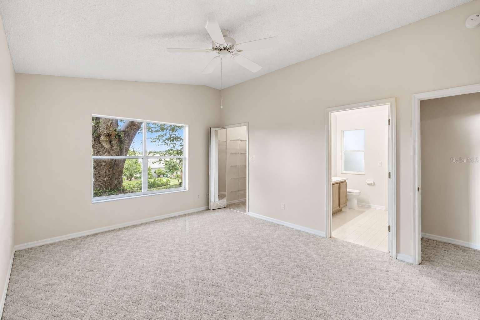 24725 BRIGHTWATER COURT, Leesburg, FL 34748 24725 BRIGHTWATER COURT, Leesburg, FL 34748