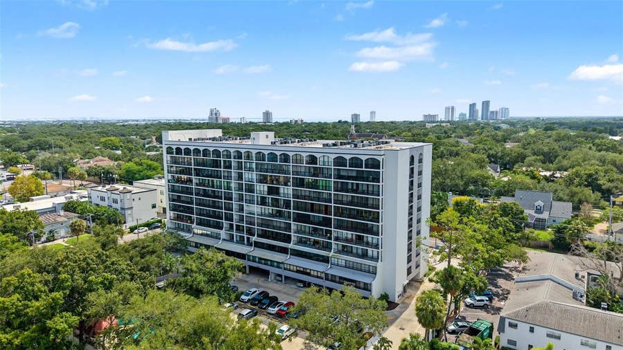 Property photo for 3211 W SWANN AVENUE, #203, Tampa, FL