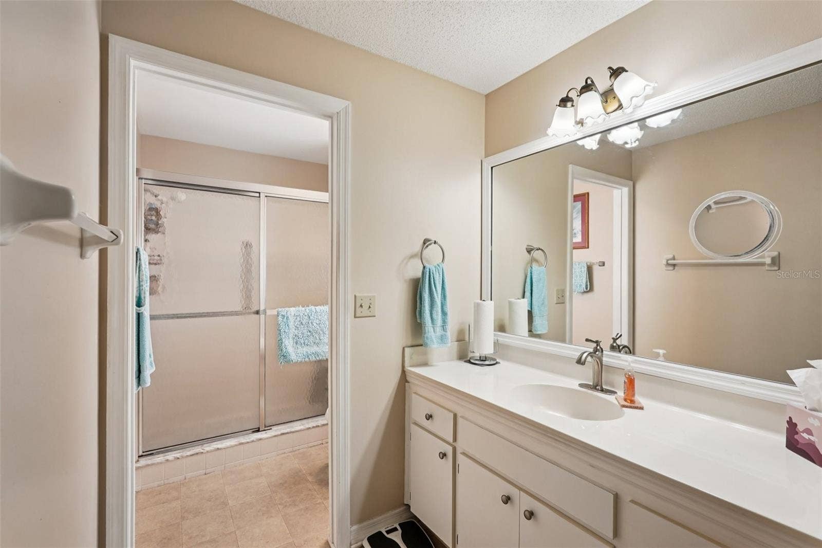 1805 NEW BEDFORD DRIVE, Sun City Center, FL 33573 1805 NEW BEDFORD DRIVE, Sun City Center, FL 33573