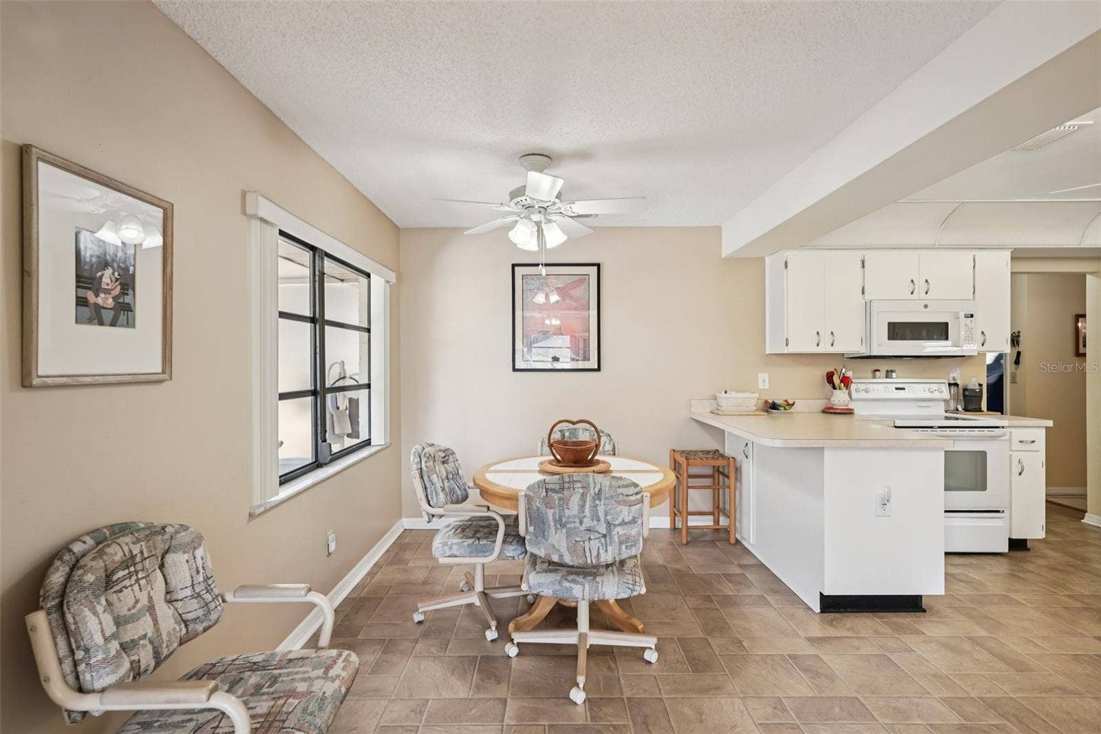 1805 NEW BEDFORD DRIVE, Sun City Center, FL 33573 1805 NEW BEDFORD DRIVE, Sun City Center, FL 33573