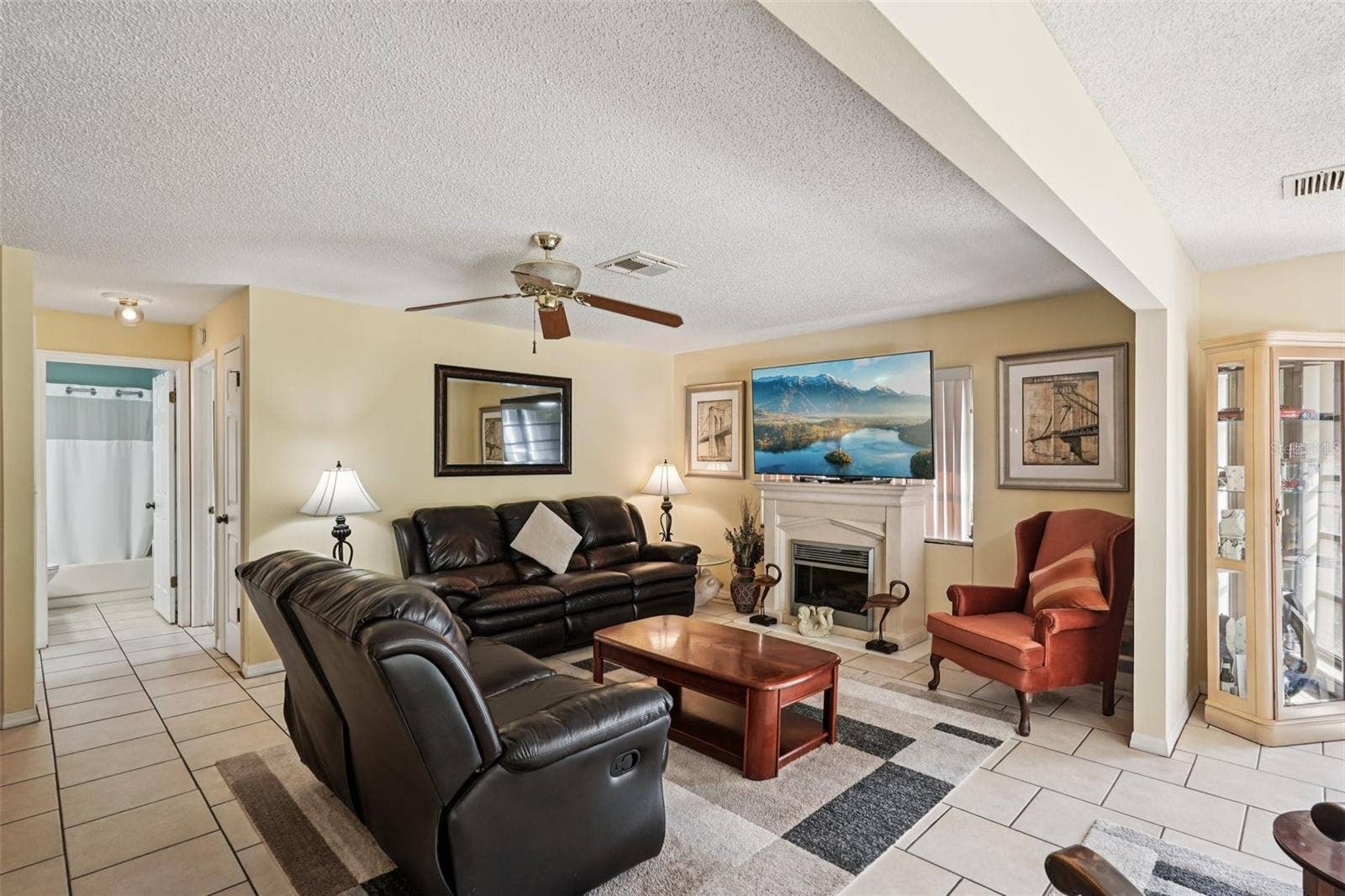 1805 NEW BEDFORD DRIVE, Sun City Center, FL 33573 1805 NEW BEDFORD DRIVE, Sun City Center, FL 33573