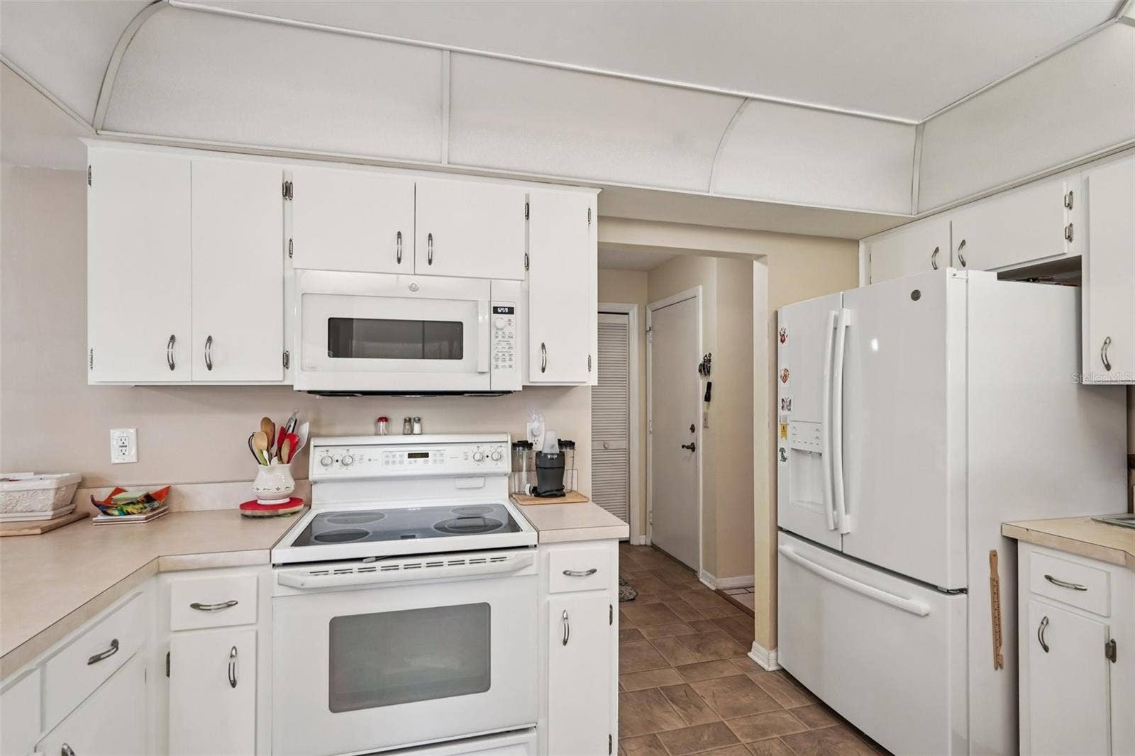 1805 NEW BEDFORD DRIVE, Sun City Center, FL 33573 1805 NEW BEDFORD DRIVE, Sun City Center, FL 33573