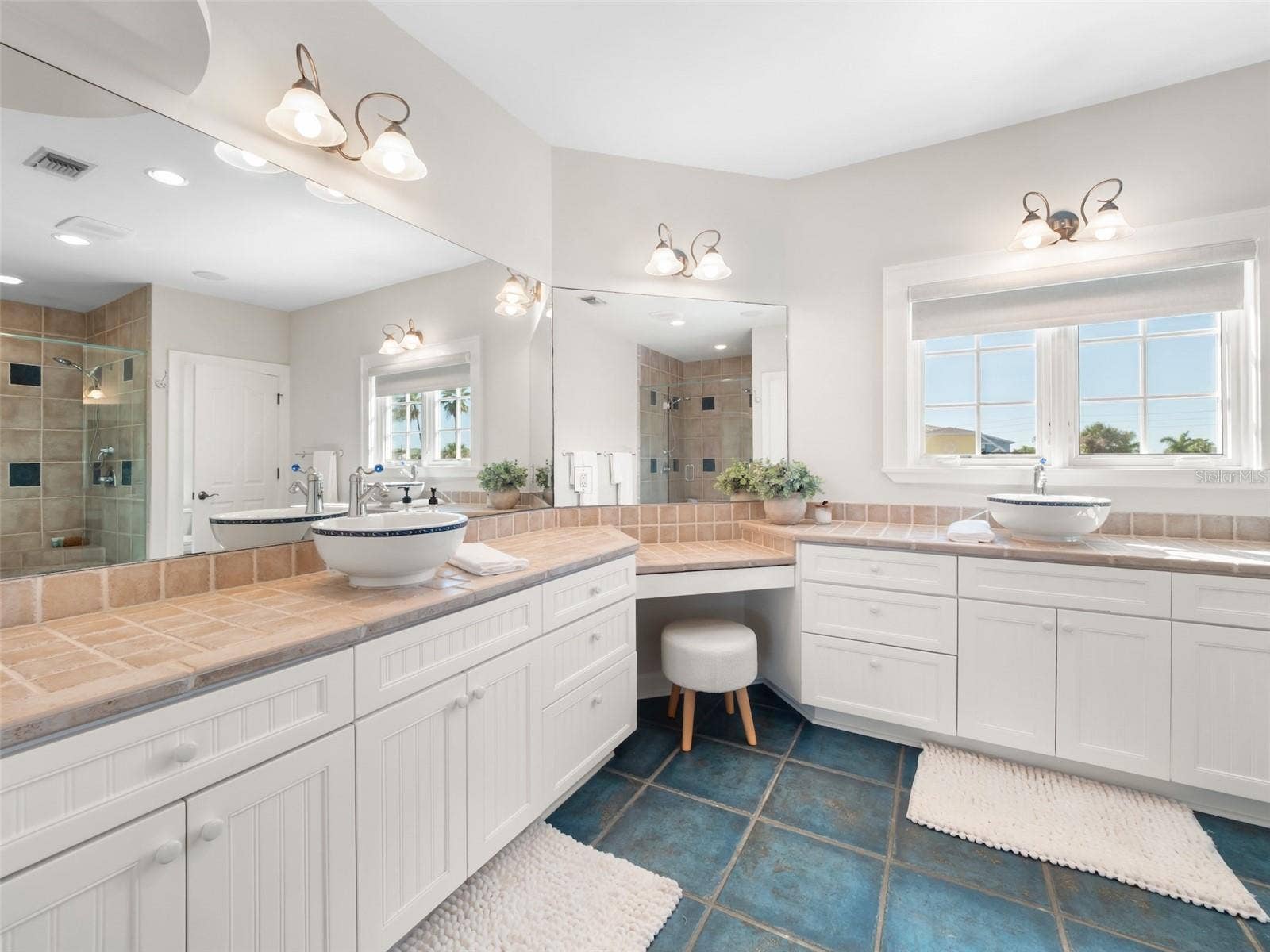 2503 PASS A GRILLE WAY, St Pete Beach, FL 33706