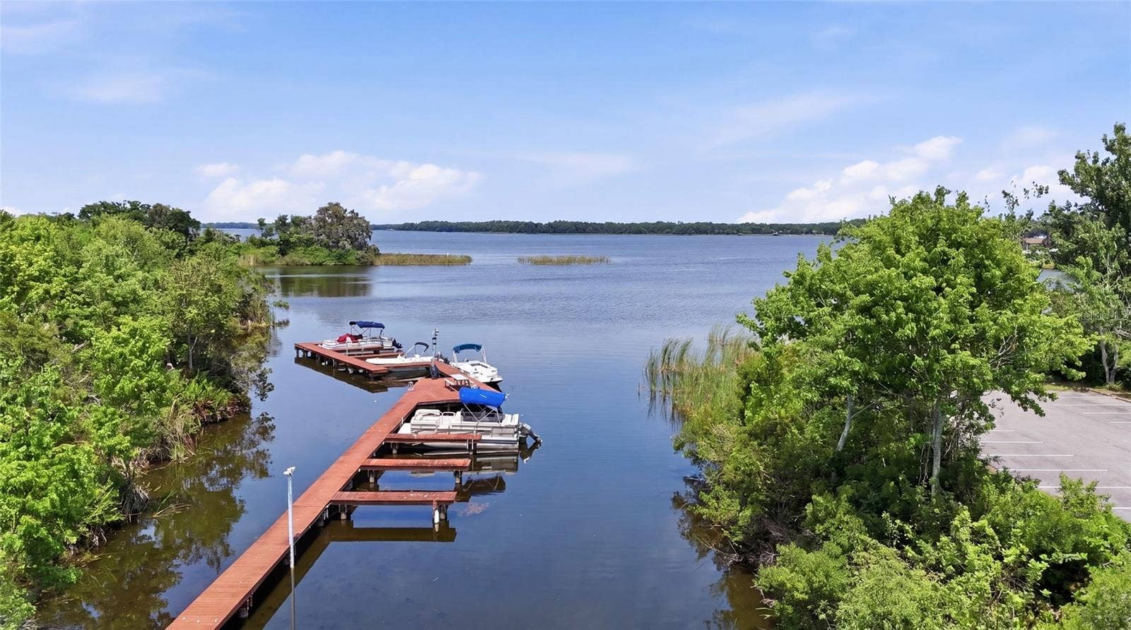 2511 DOLLY BAY DRIVE, #104, Palm Harbor, FL 34684 Boat slips & pier on Lake Tarpon