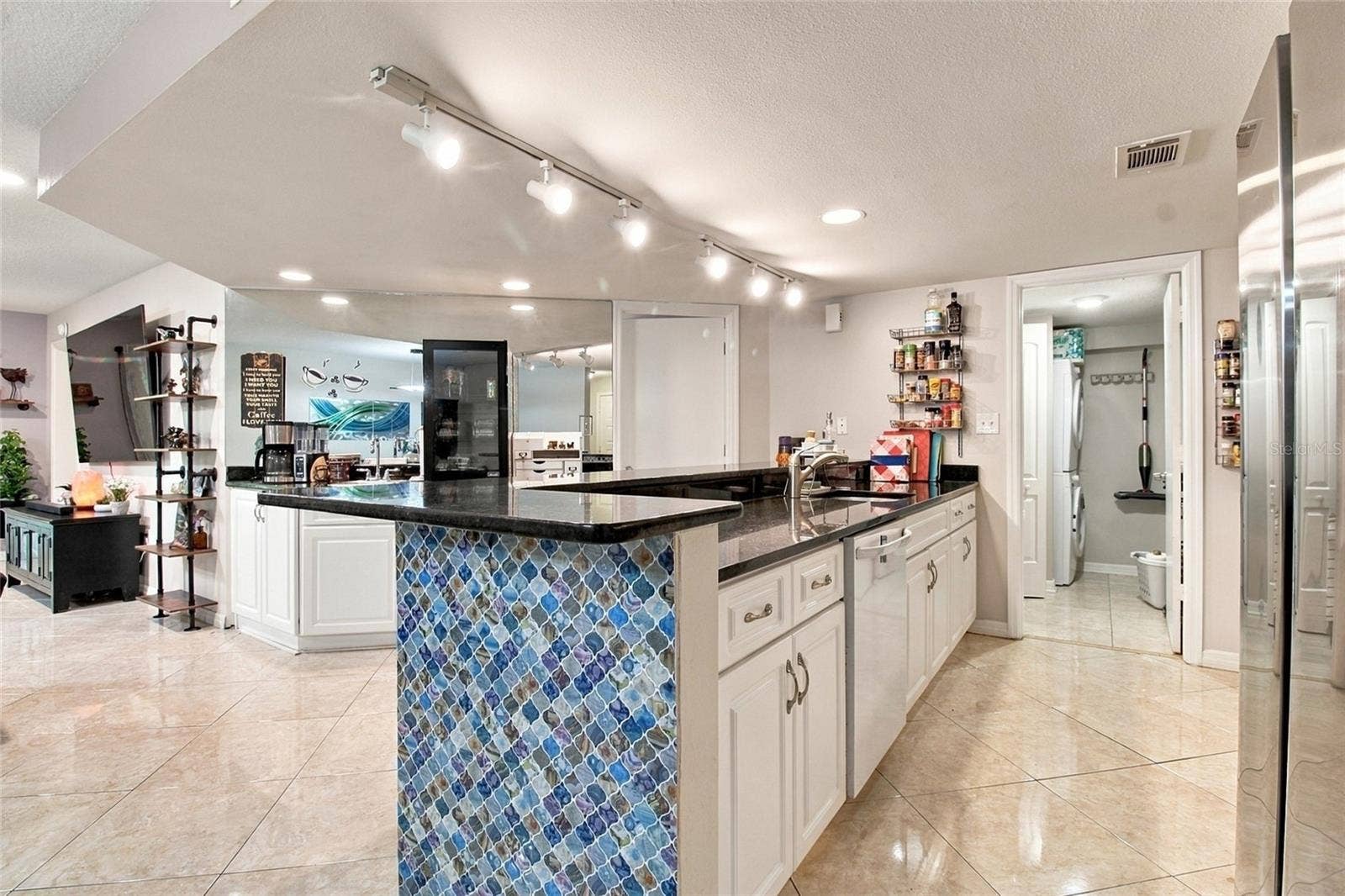 2511 DOLLY BAY DRIVE, #104, Palm Harbor, FL 34684 Kitchen, Wet Bar