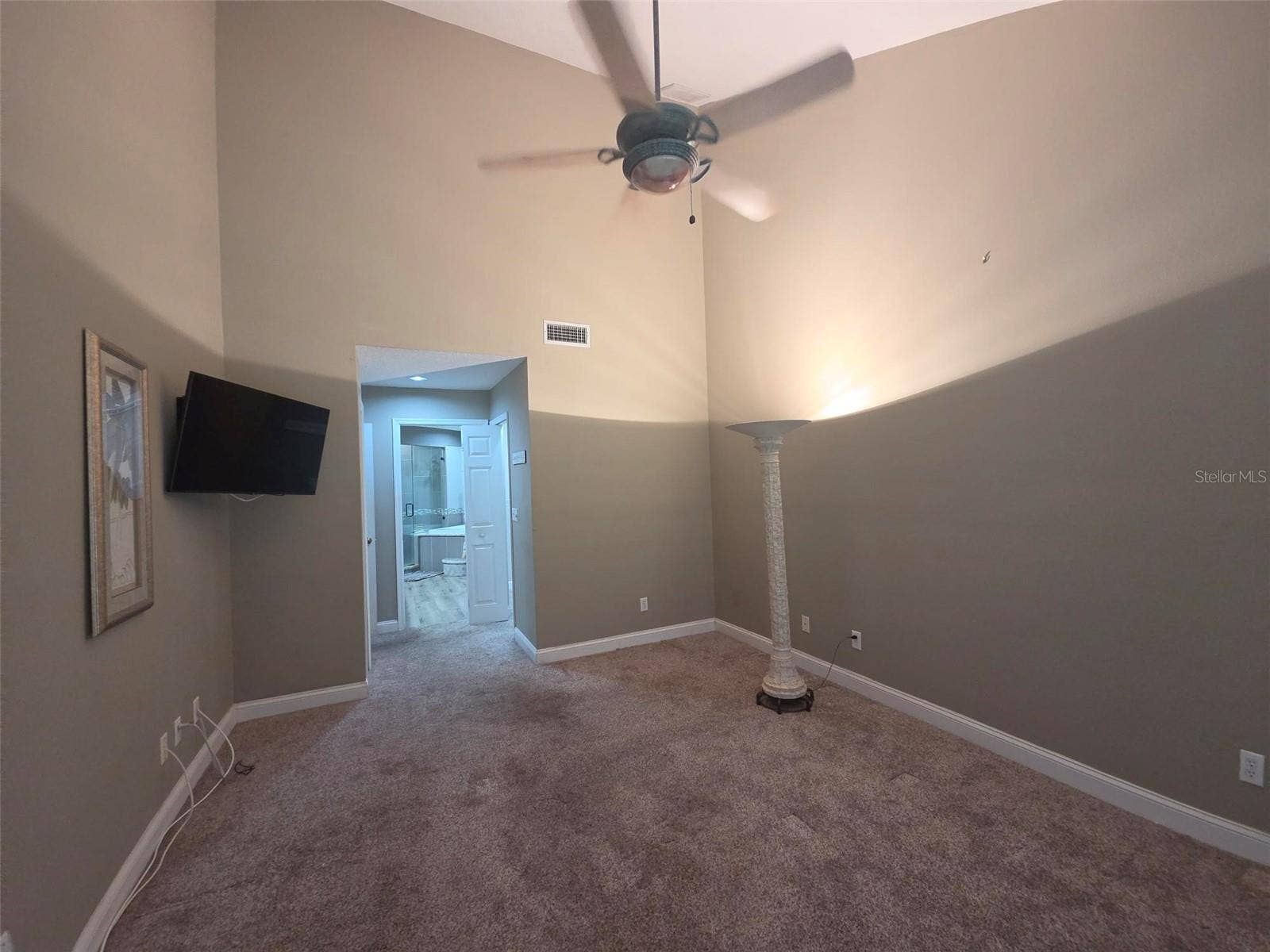 450 DATE PALM COURT NE, St Petersburg, FL 33703 450 DATE PALM COURT NE, St Petersburg, FL 33703