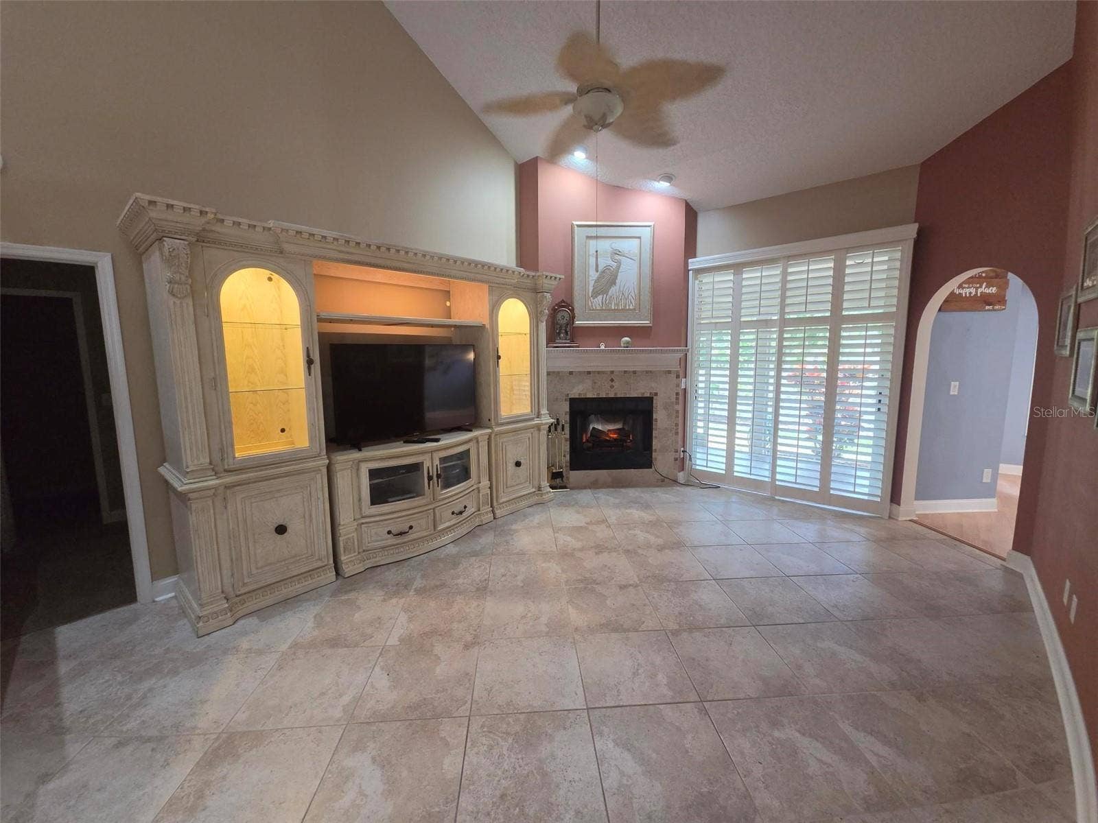 450 DATE PALM COURT NE, St Petersburg, FL 33703 450 DATE PALM COURT NE, St Petersburg, FL 33703