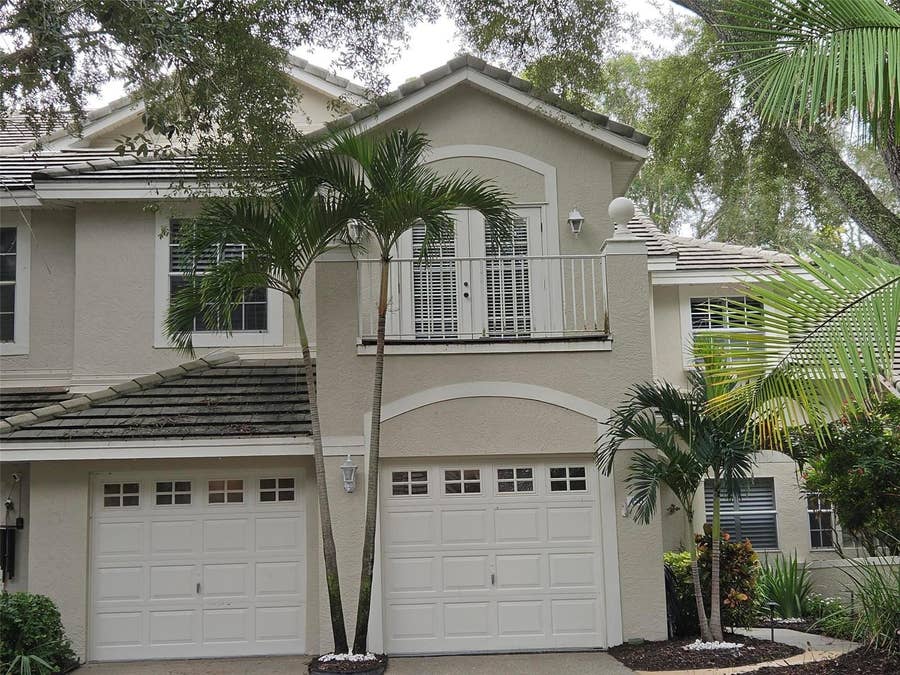 Property photo for 450 DATE PALM COURT NE, St Petersburg, FL
