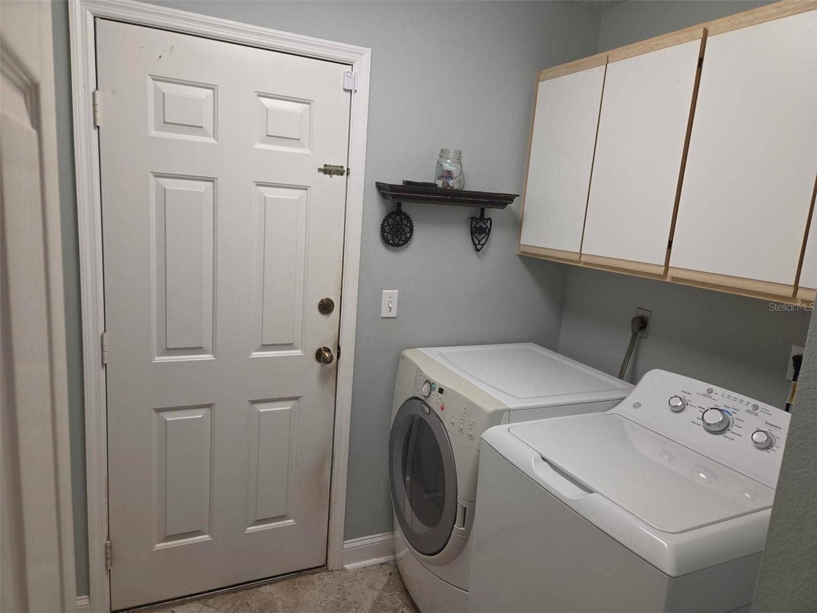 450 DATE PALM COURT NE, St Petersburg, FL 33703 450 DATE PALM COURT NE, St Petersburg, FL 33703