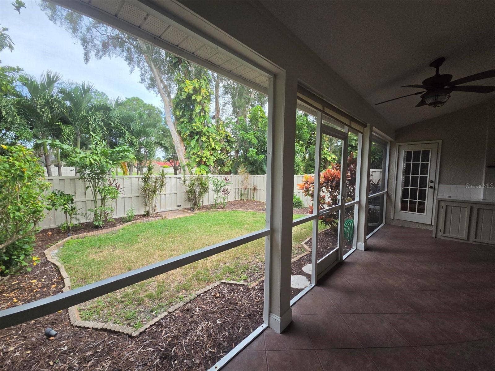 450 DATE PALM COURT NE, St Petersburg, FL 33703 450 DATE PALM COURT NE, St Petersburg, FL 33703