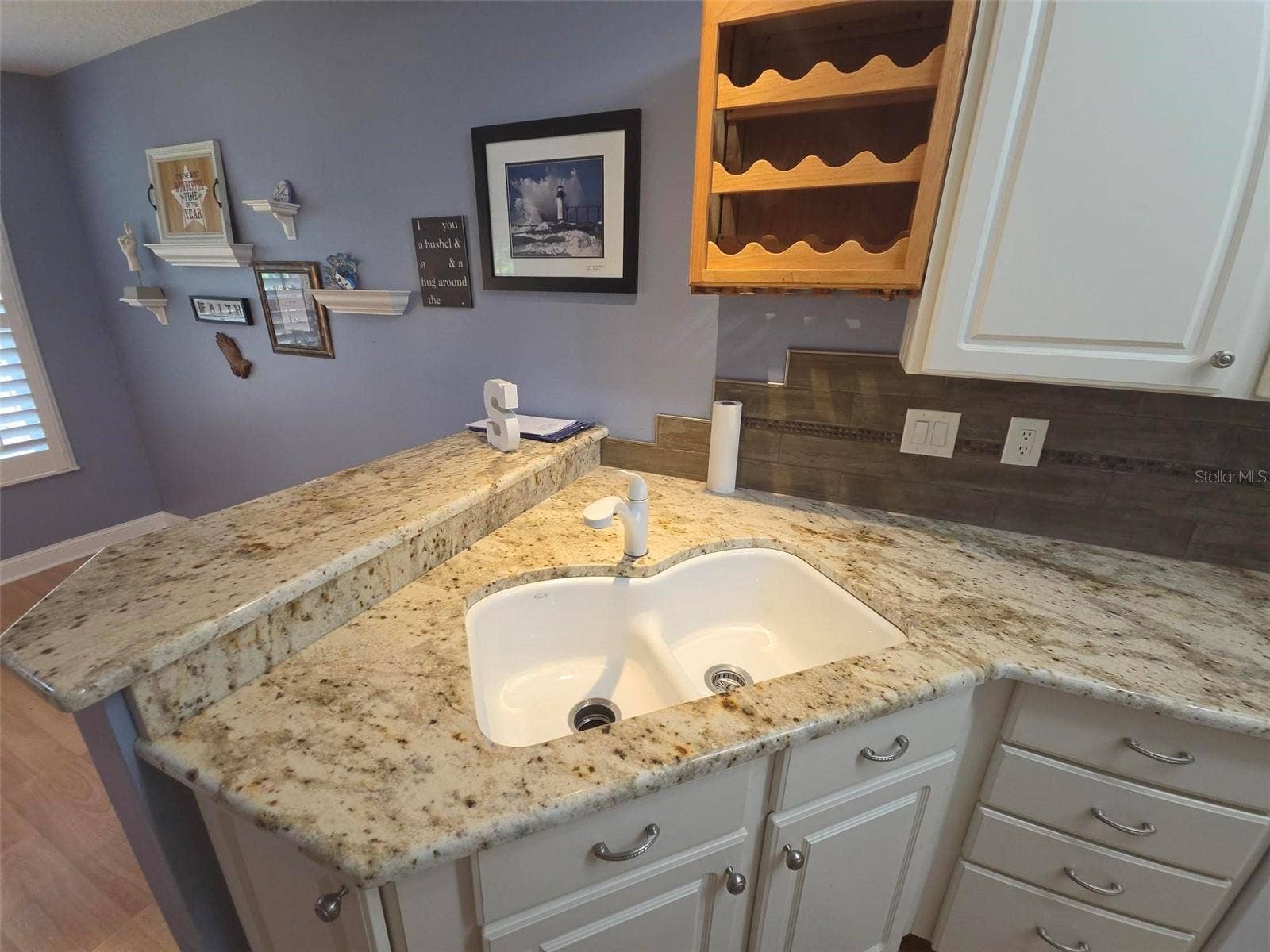 450 DATE PALM COURT NE, St Petersburg, FL 33703 450 DATE PALM COURT NE, St Petersburg, FL 33703
