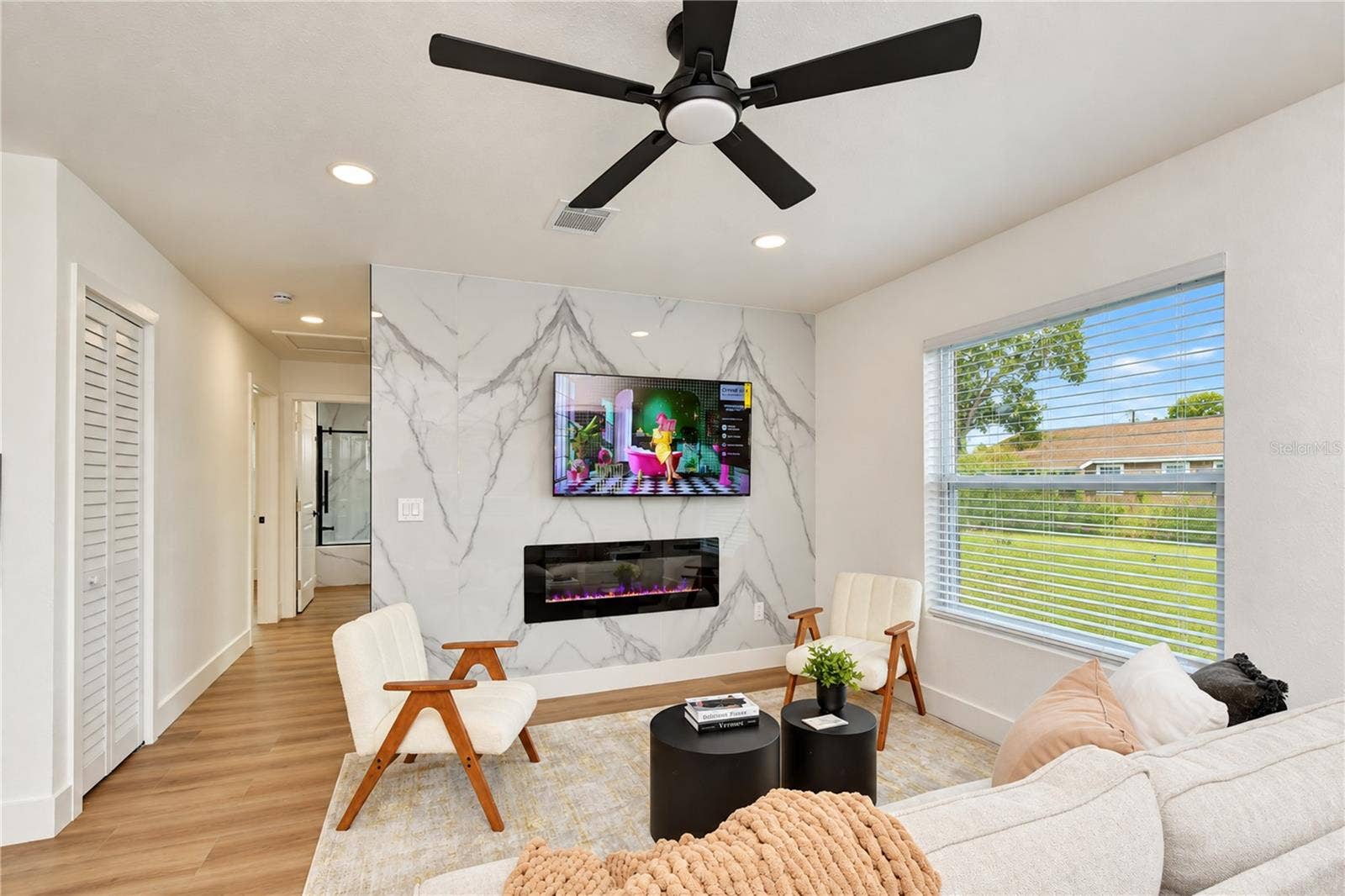 4000 W WALLACE AVENUE, Tampa, FL 33611 4000 W WALLACE AVENUE, Tampa, FL 33611