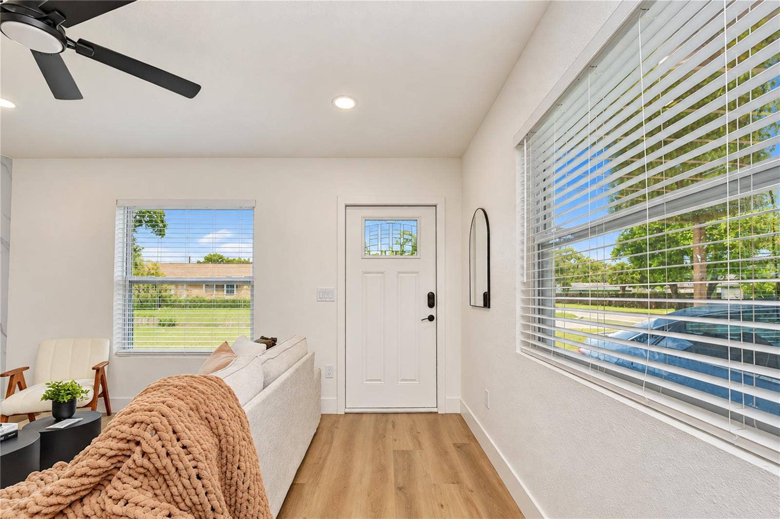 4000 W WALLACE AVENUE, Tampa, FL 33611 4000 W WALLACE AVENUE, Tampa, FL 33611