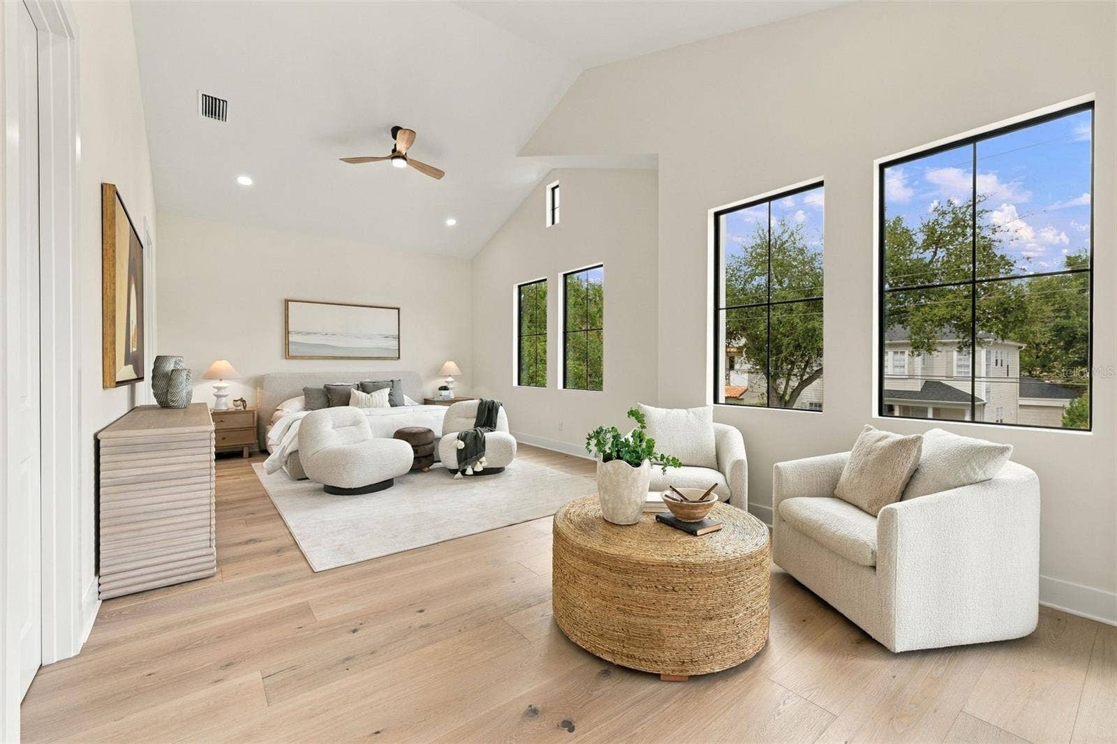 3604 W LEONA STREET, Tampa, FL 33629